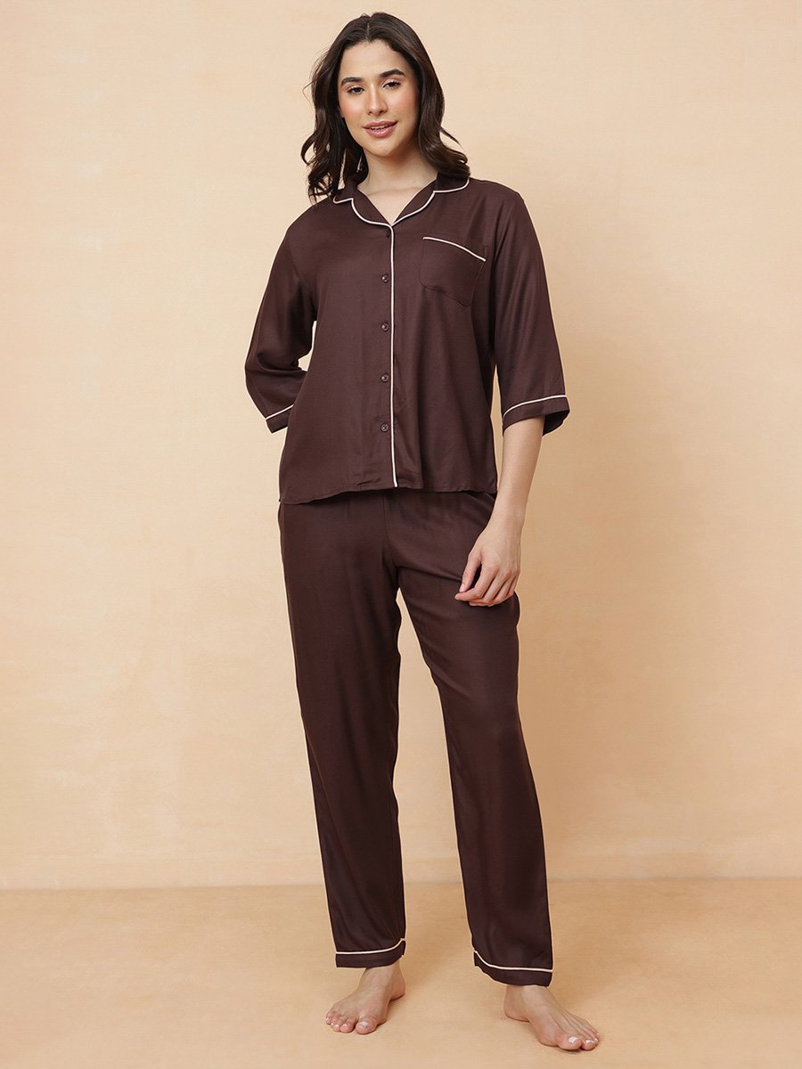 Brown Solid Knitted Pyjama Set With 3/4 Sleeves