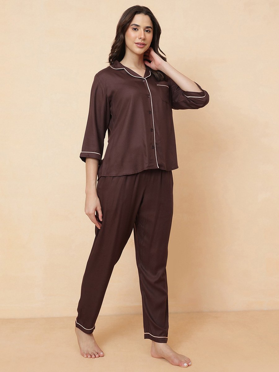 Brown Solid Knitted Pyjama Set With 3/4 Sleeves