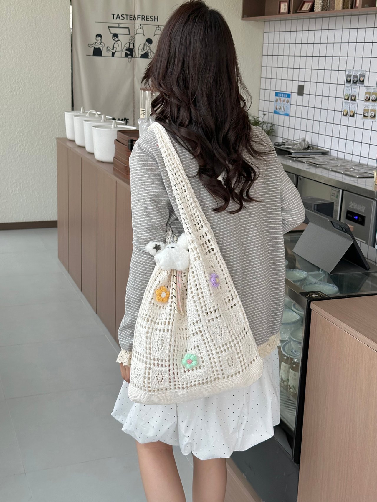 Off-White Crochet Shoulder Bag with Floral Accents