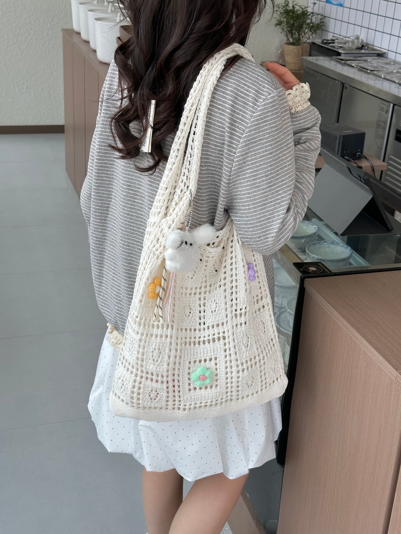 Off-White Crochet Shoulder Bag with Floral Accents