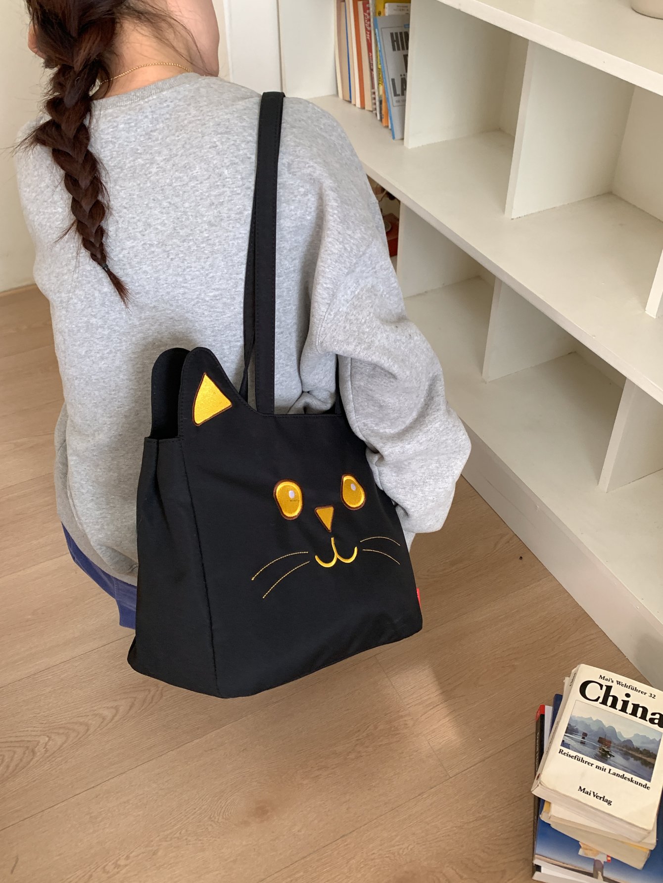 Black Cat-Face Shoulder Bag