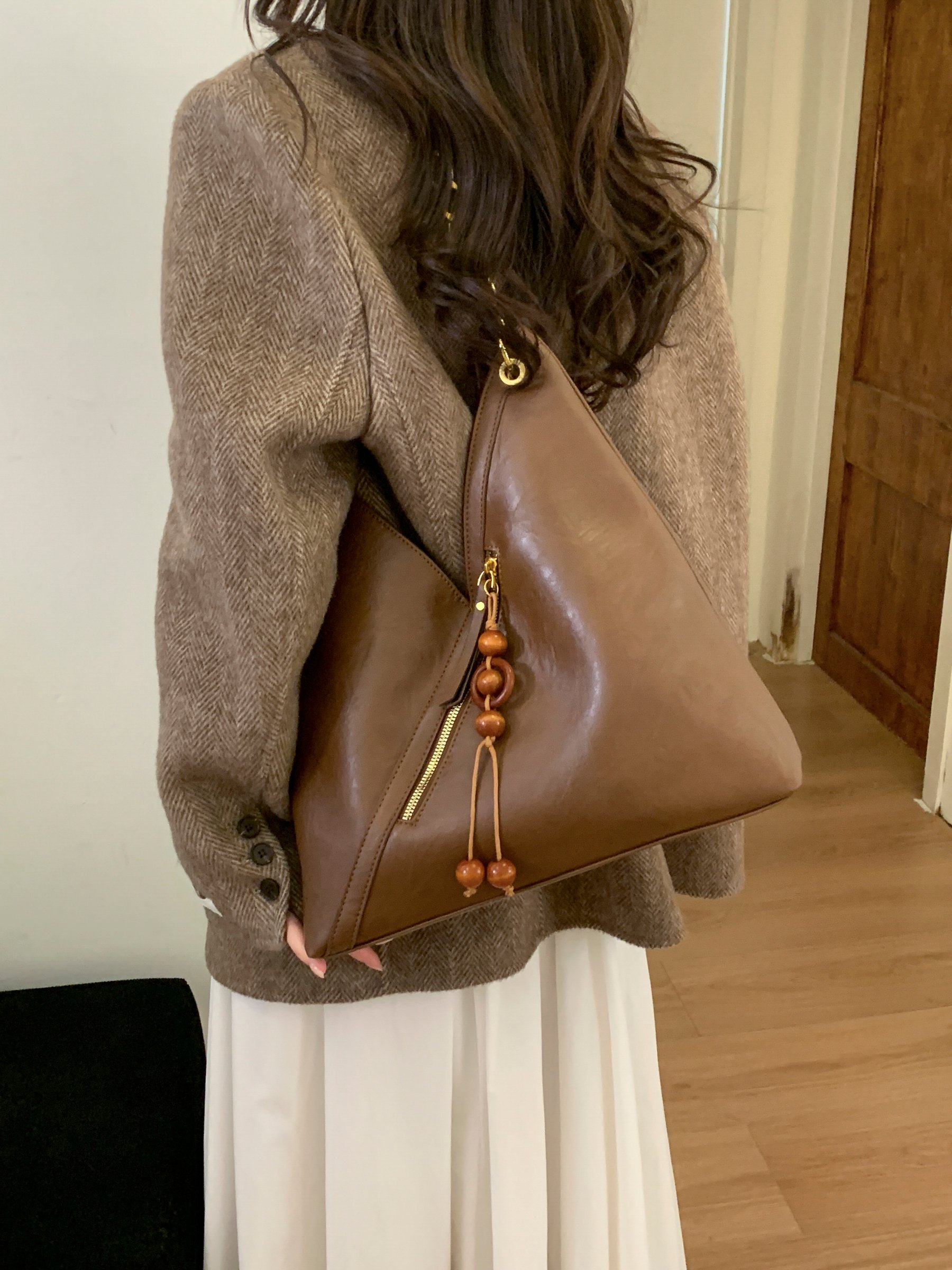 Brown Shoulder Bag with Chain Strap