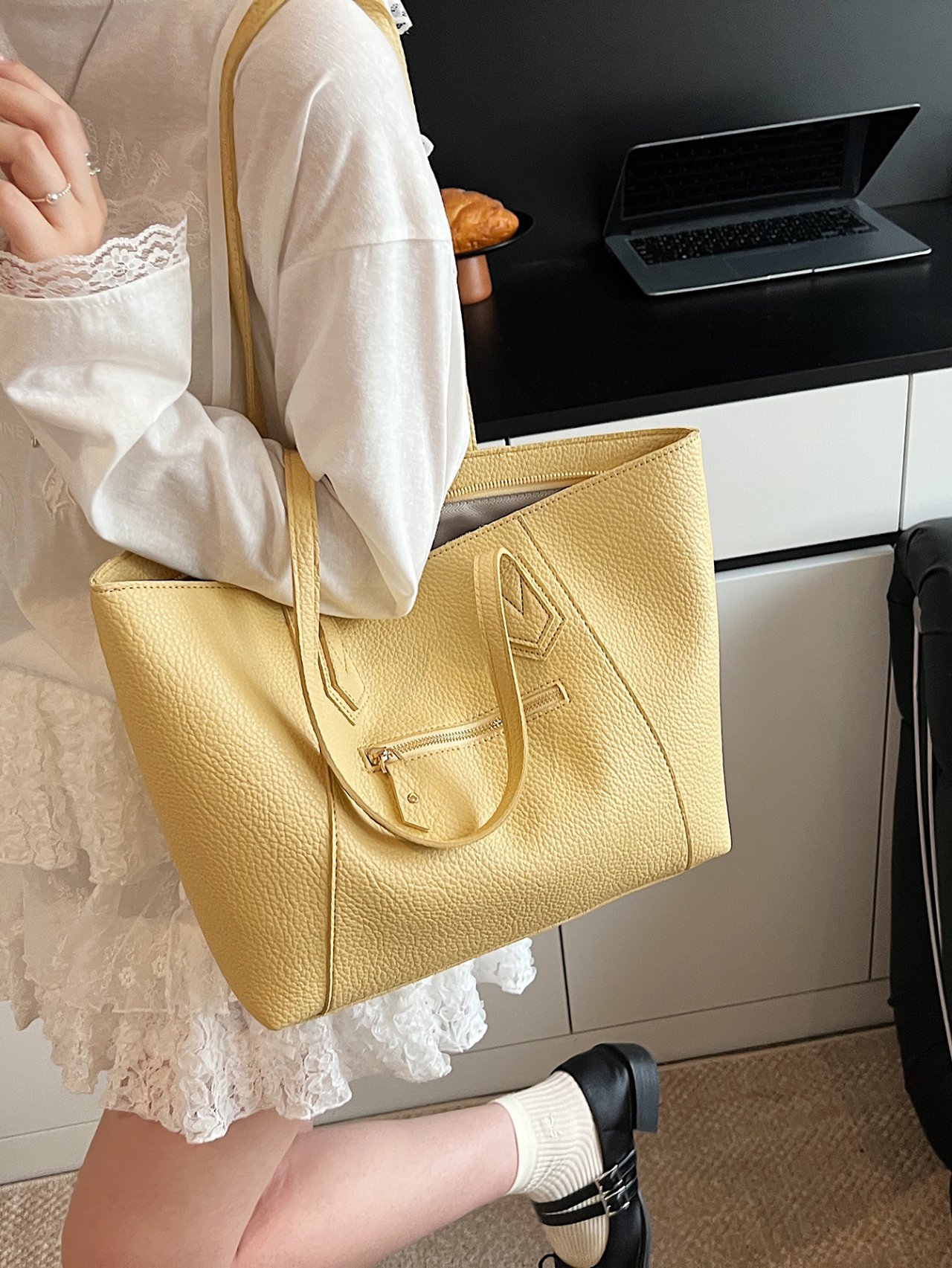 Yellow Grained Faux Leather Shoulder Tote Bag
