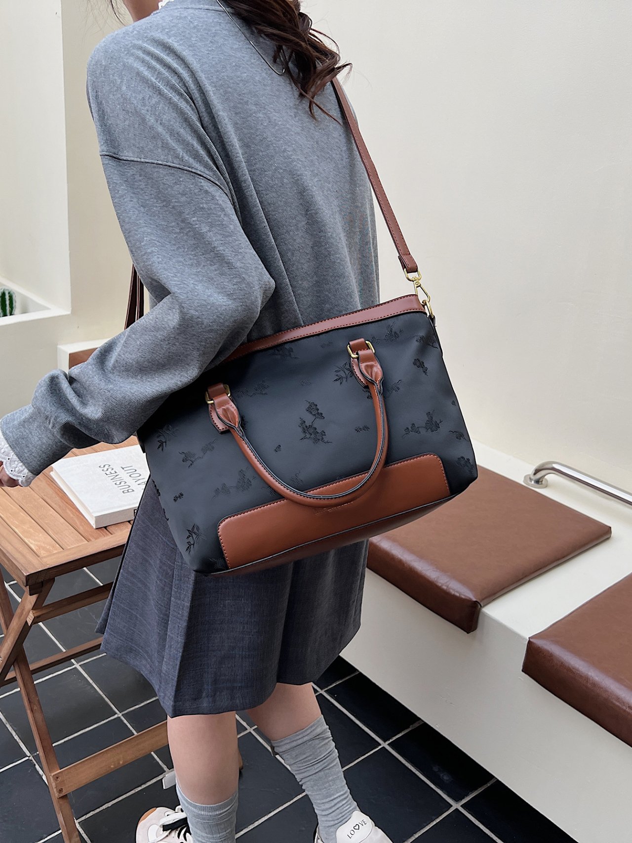 Brown Trim Floral Crossbody Bag