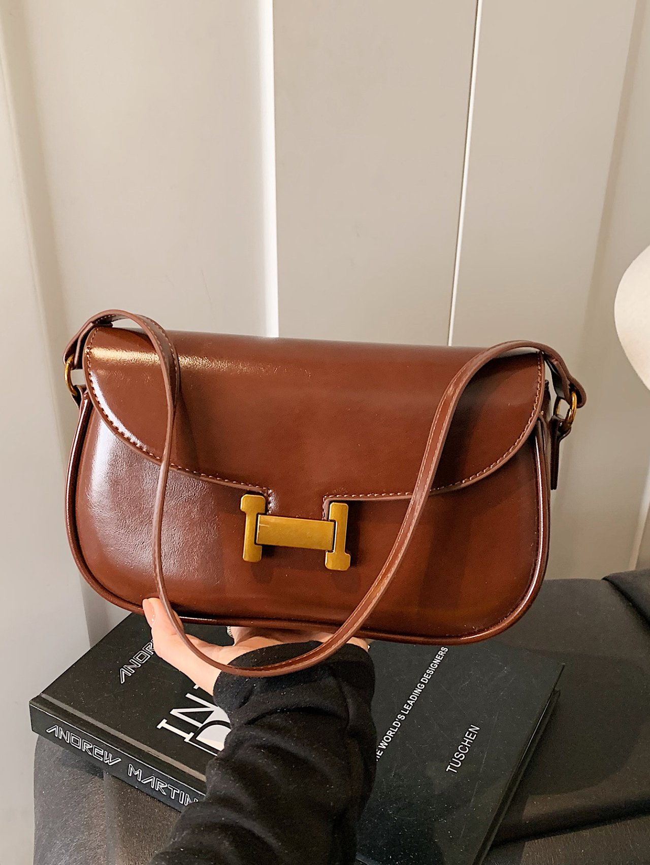 Brown Shoulder Bag with Golden Clasp