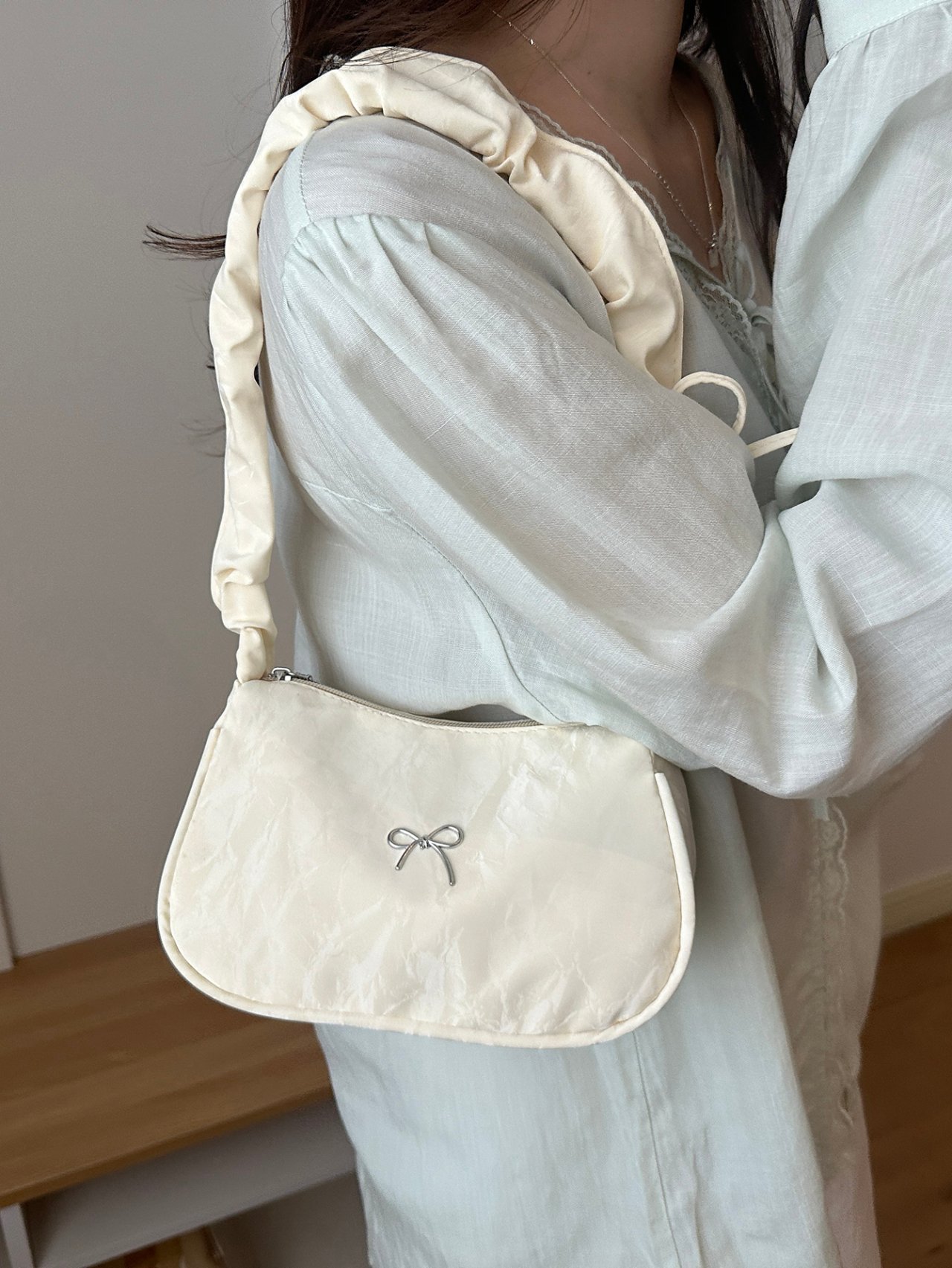 Off-White Shoulder Bag with Bow Detail
