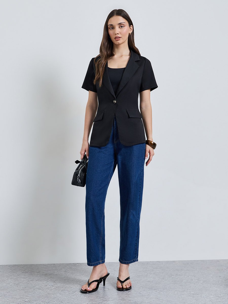 Black Solid Slim Fit Regular Blazer