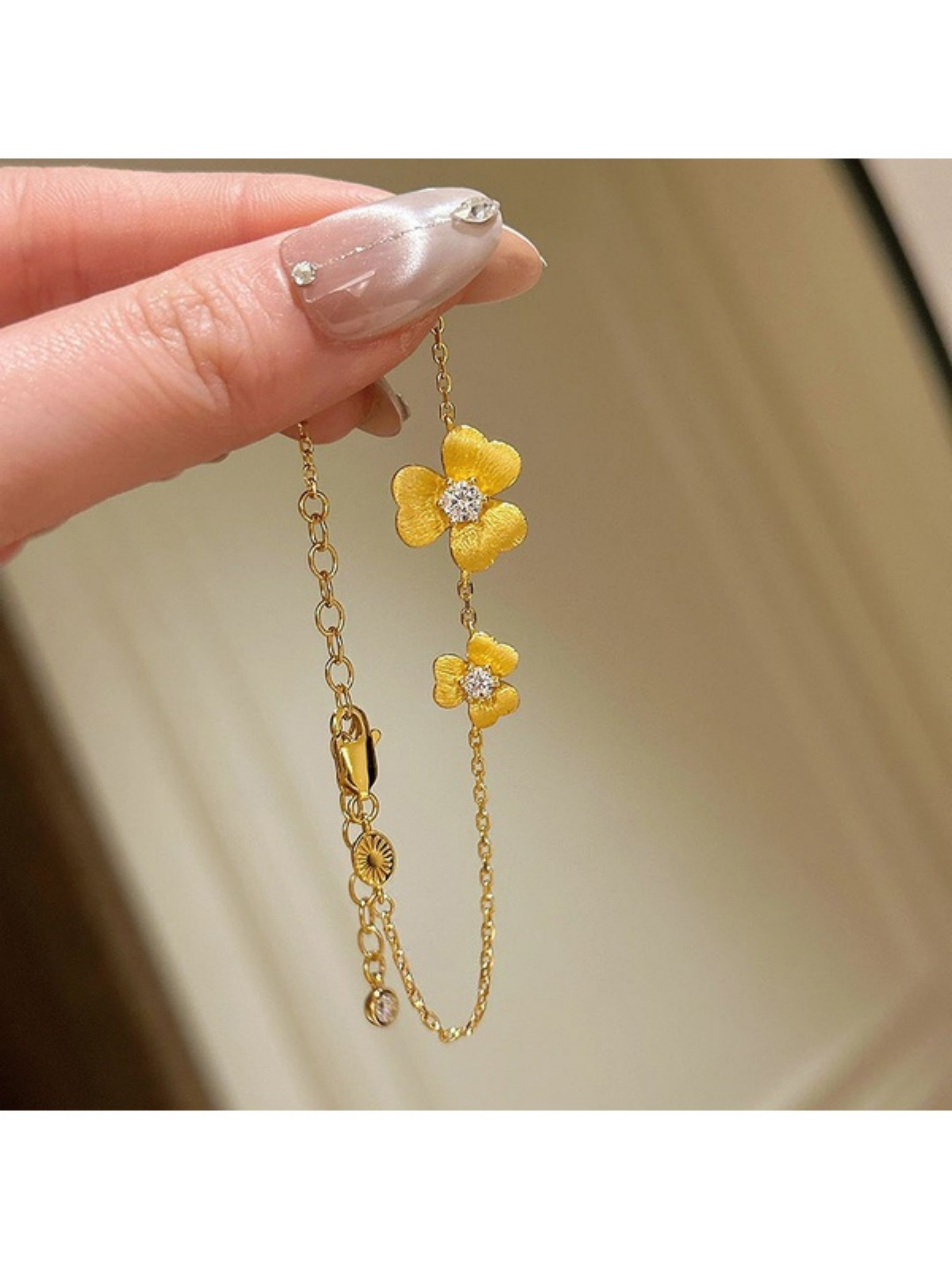 Golden Clover Design Bracelet