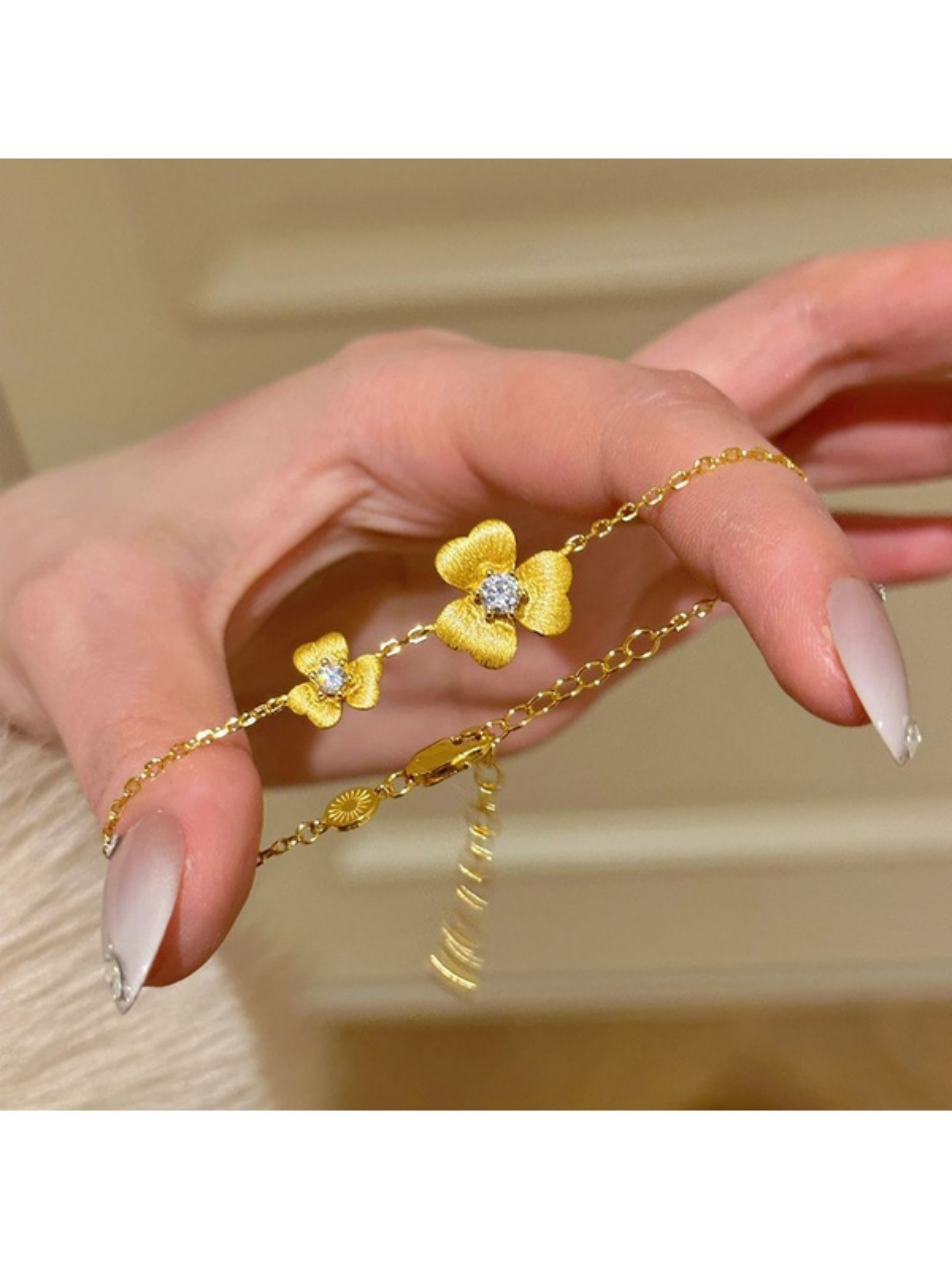 Golden Clover Design Bracelet