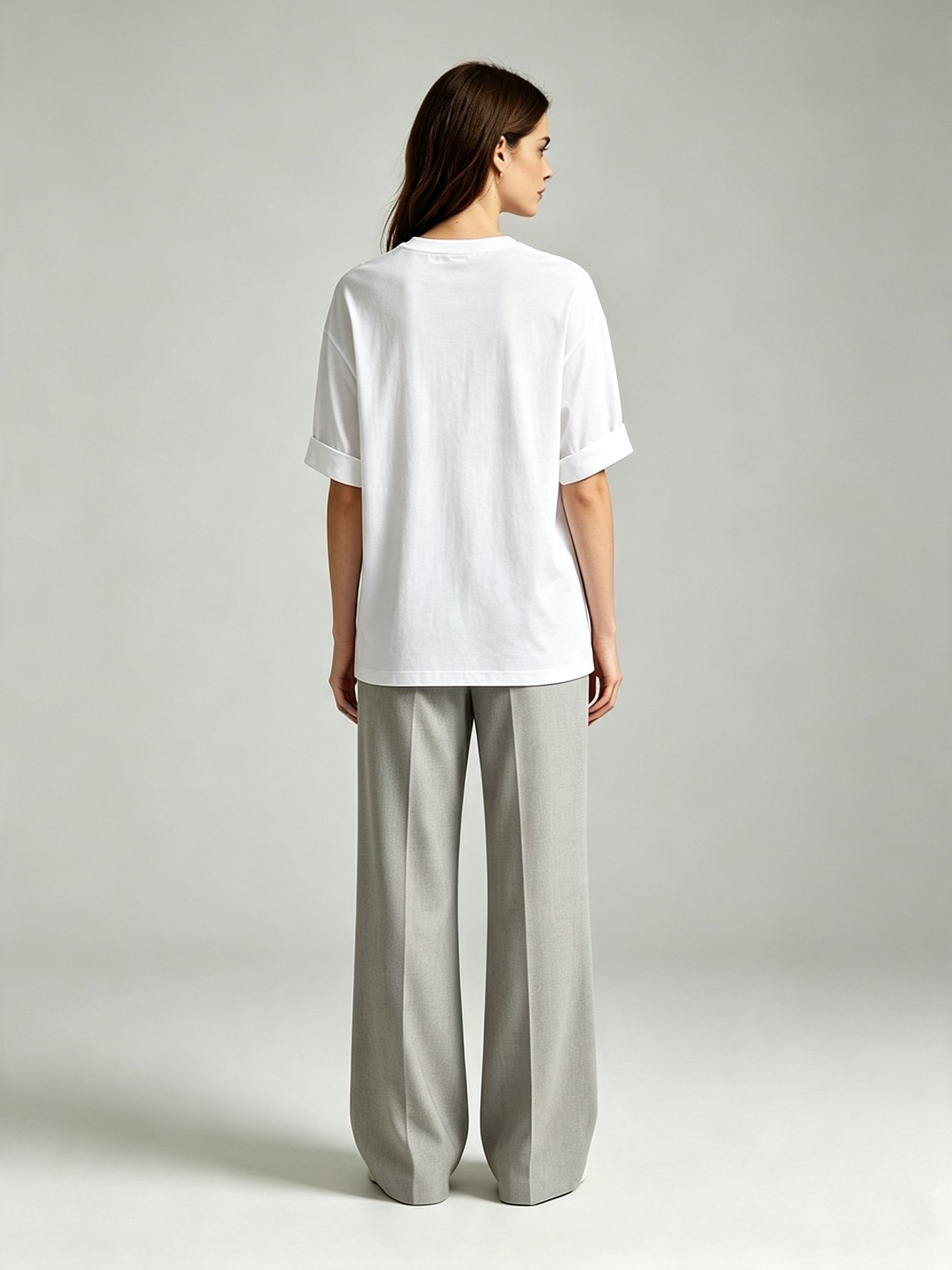 White Graphic Print Roll-Up Sleeves Knitted T-Shirt
