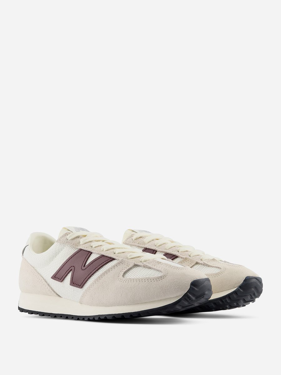 حذاء رياضي 471 باللون البيج
