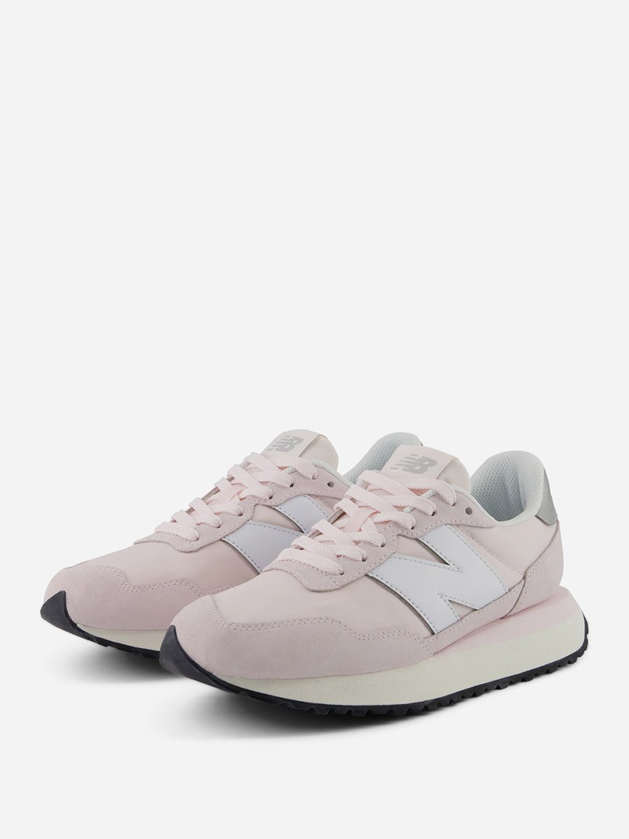 New Balance 237 Shoes