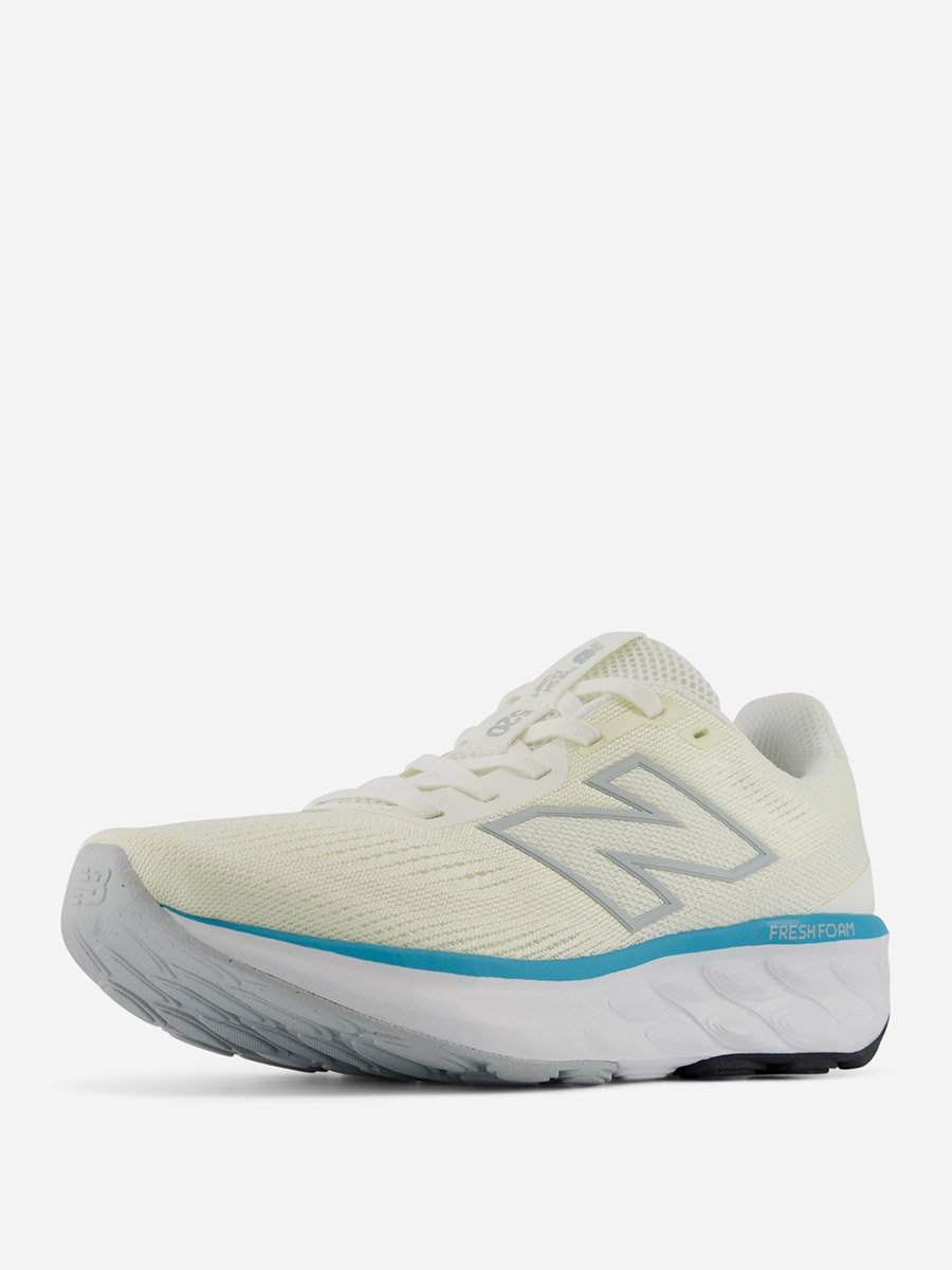 White 520 Trainers
