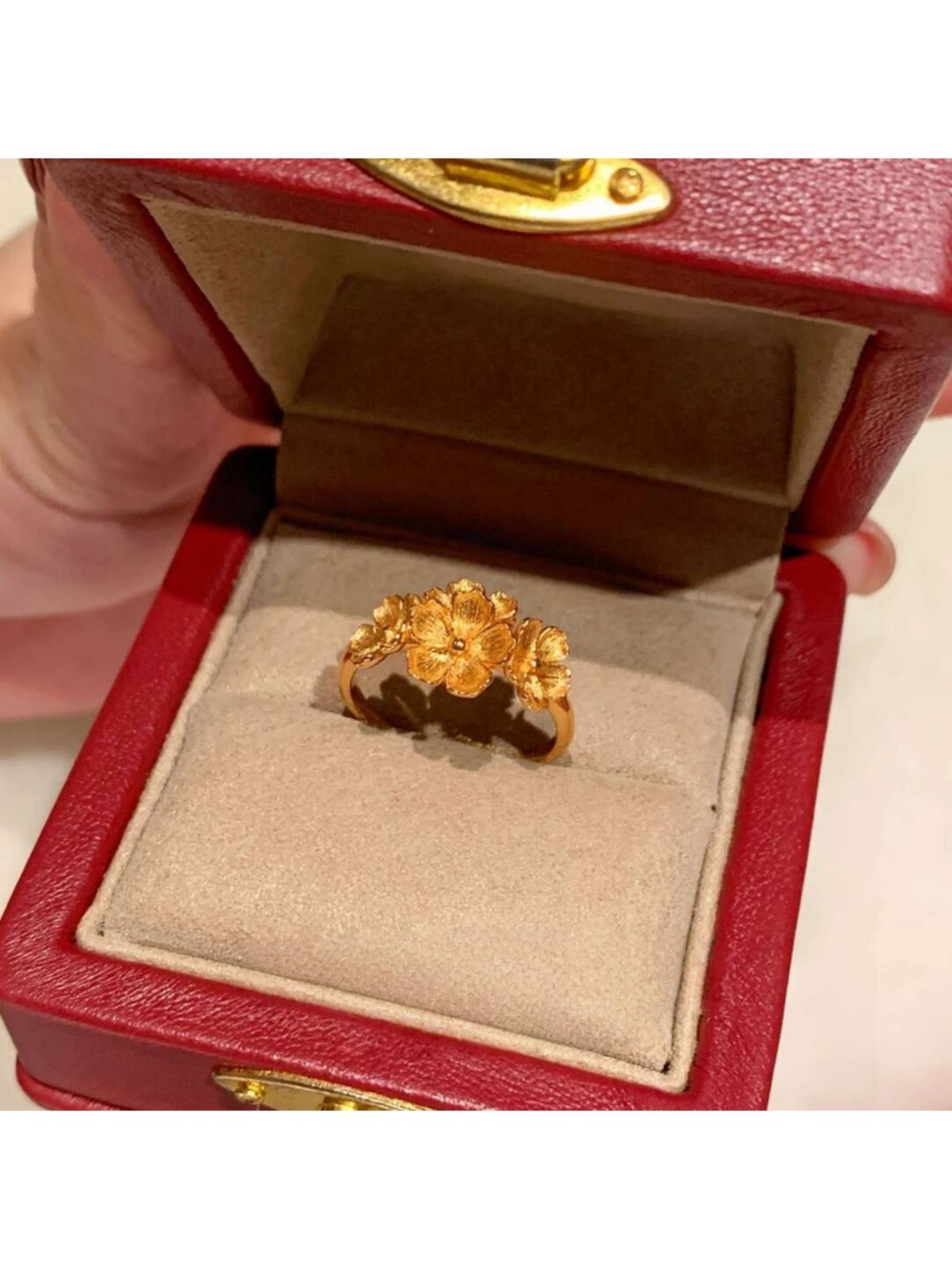 Golden Blossom Ring with Flower Design