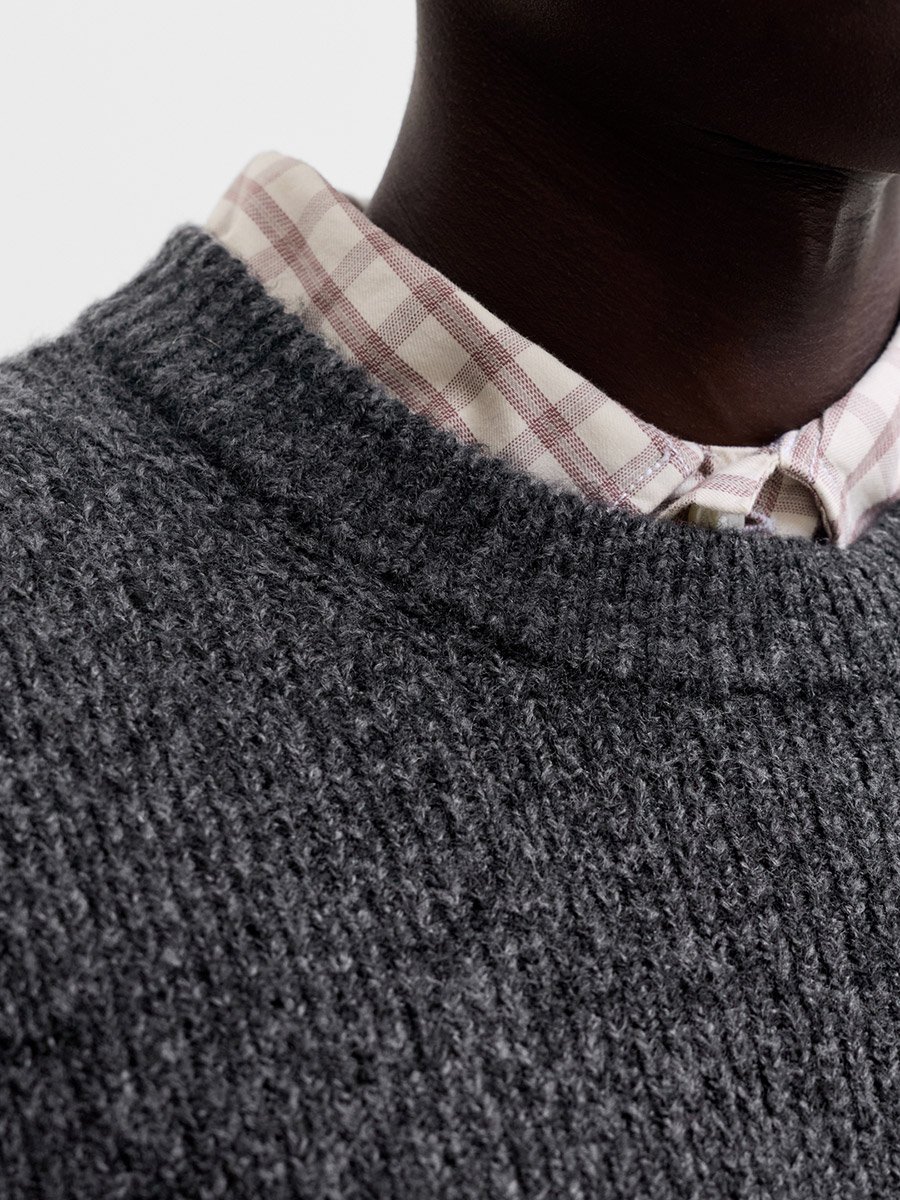 Black Crew Neck Pullover Knit Sweater