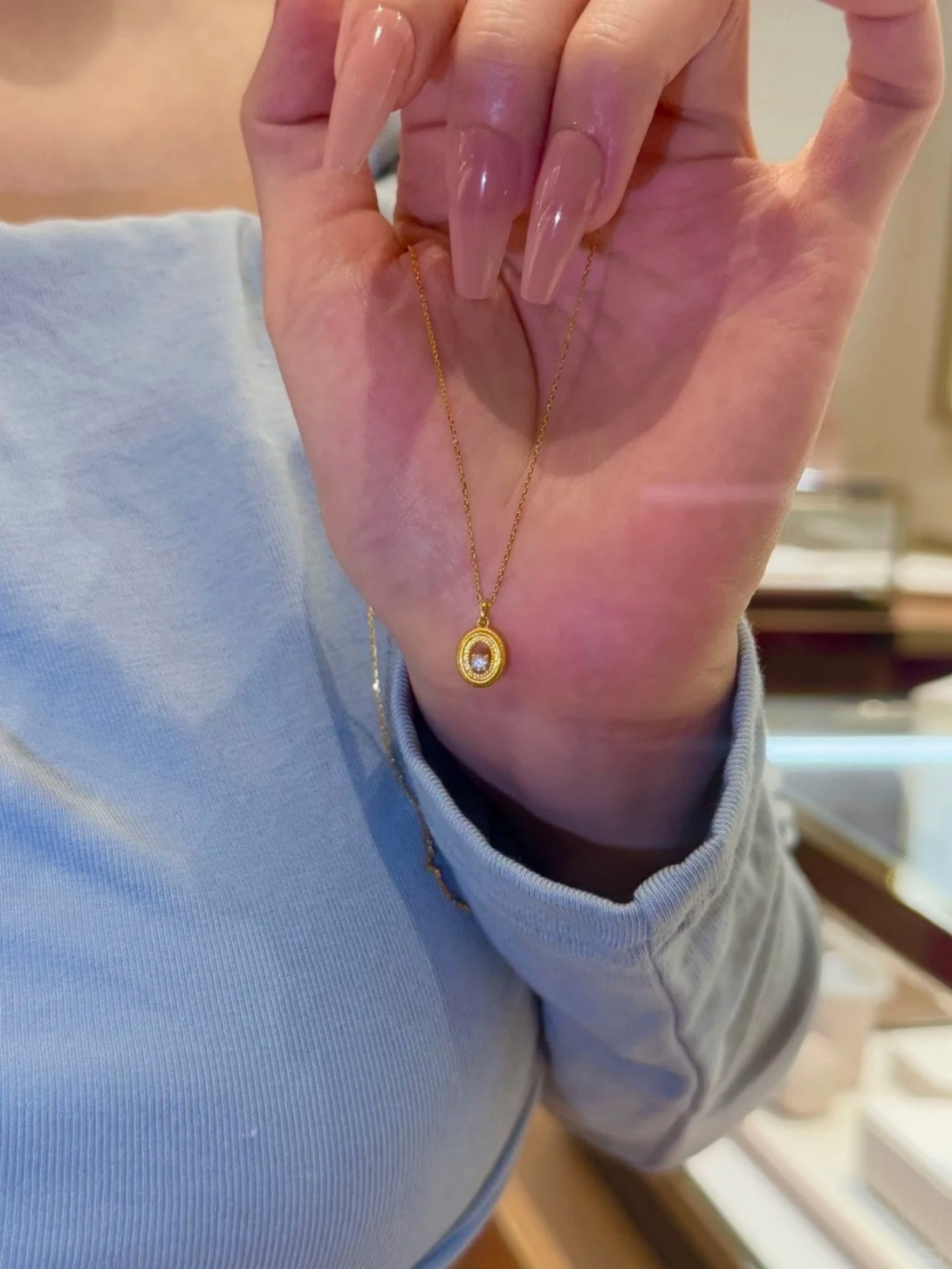 Gold Pendant Necklace