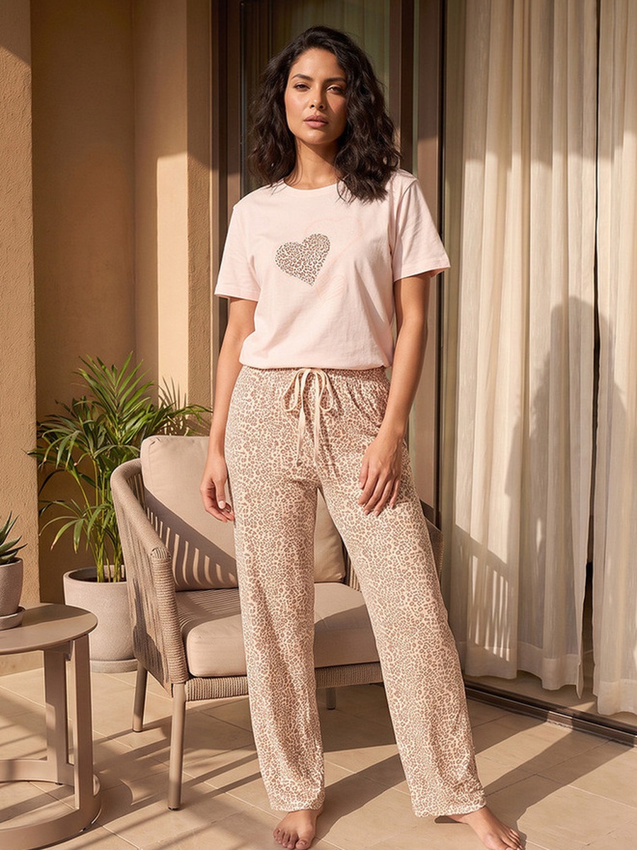 Animal Print Crew Neck T-Shirt and Pyjamas Set