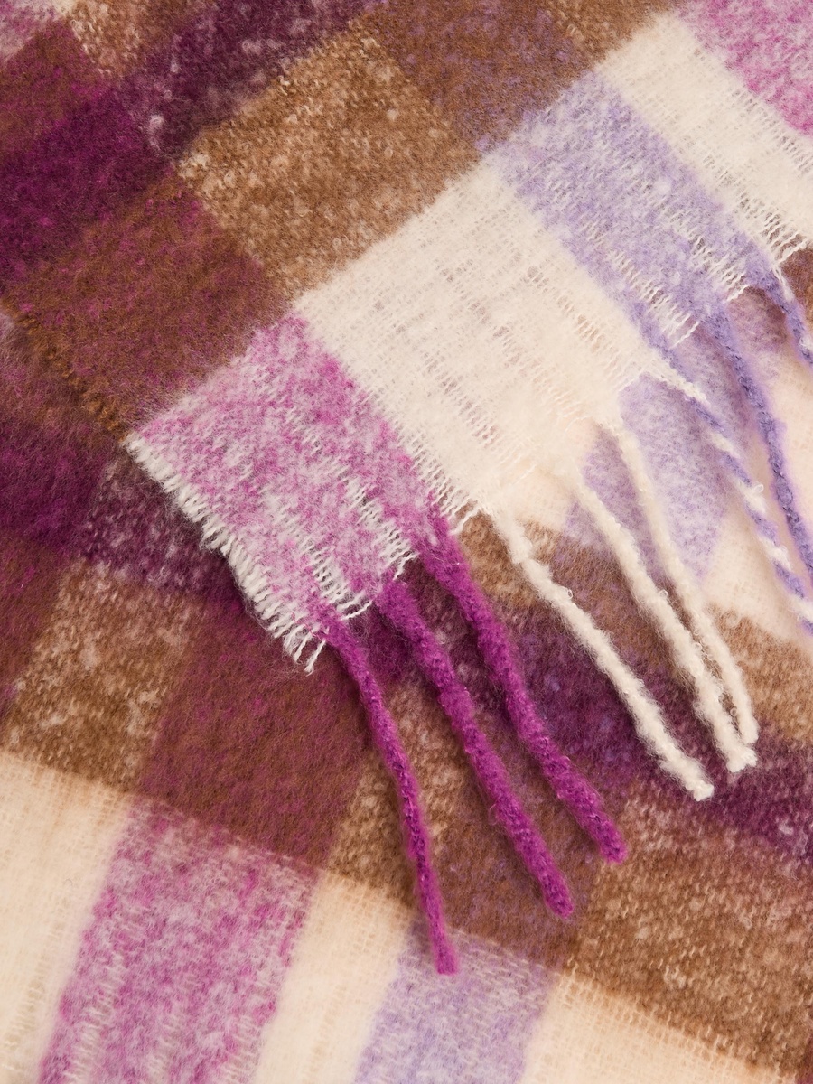Checked Scarf with Fringe Detail