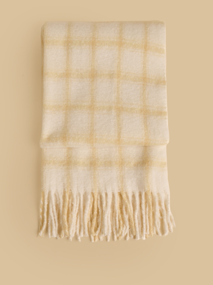Checked Scarf with Fringe Detail