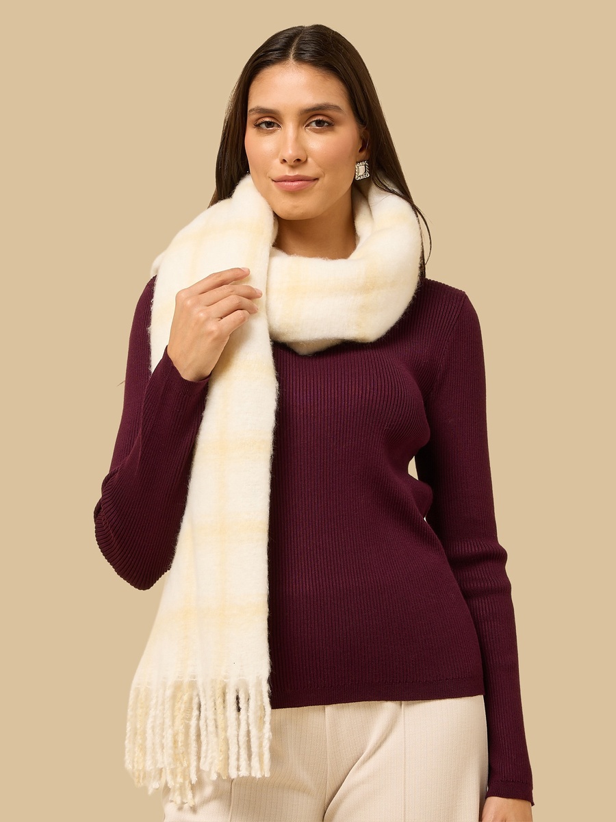 Checked Scarf with Fringe Detail