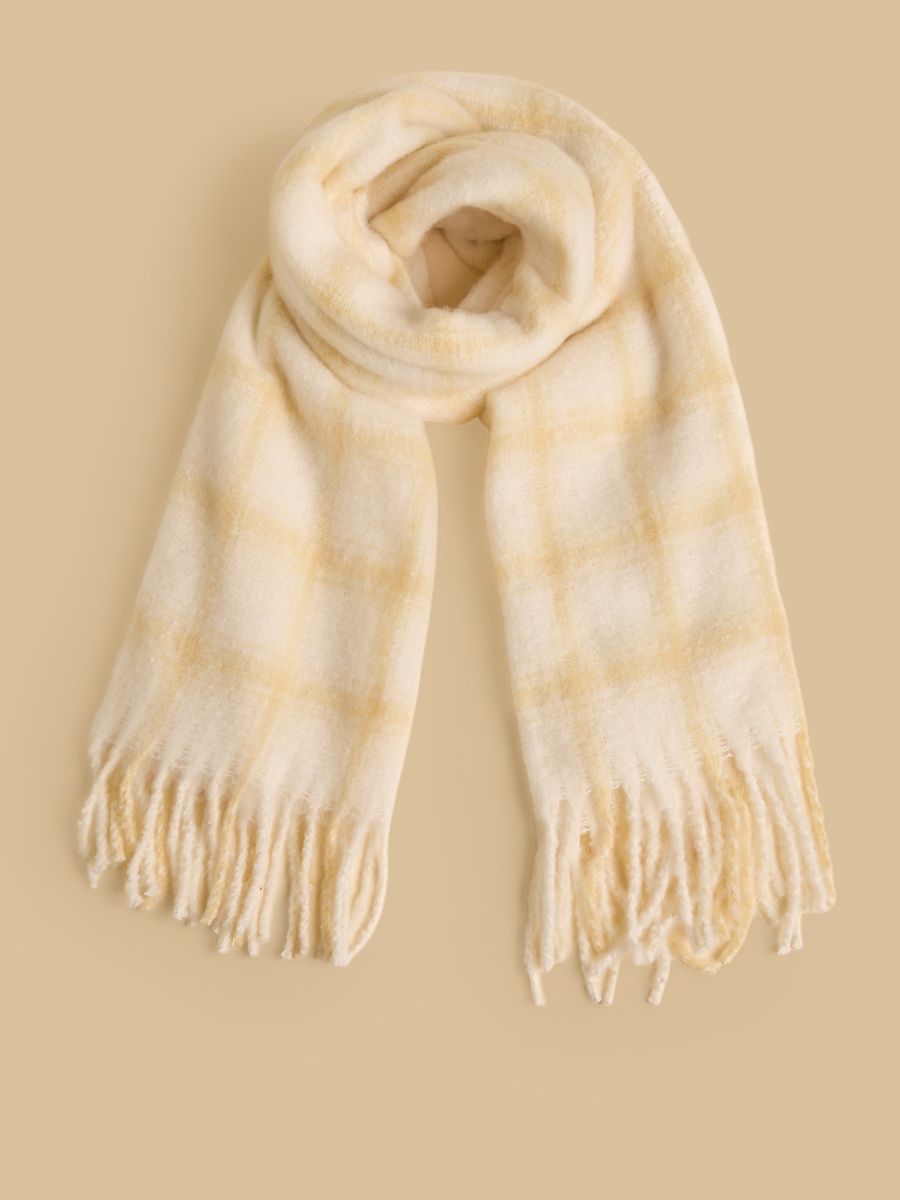 Checked Scarf with Fringe Detail
