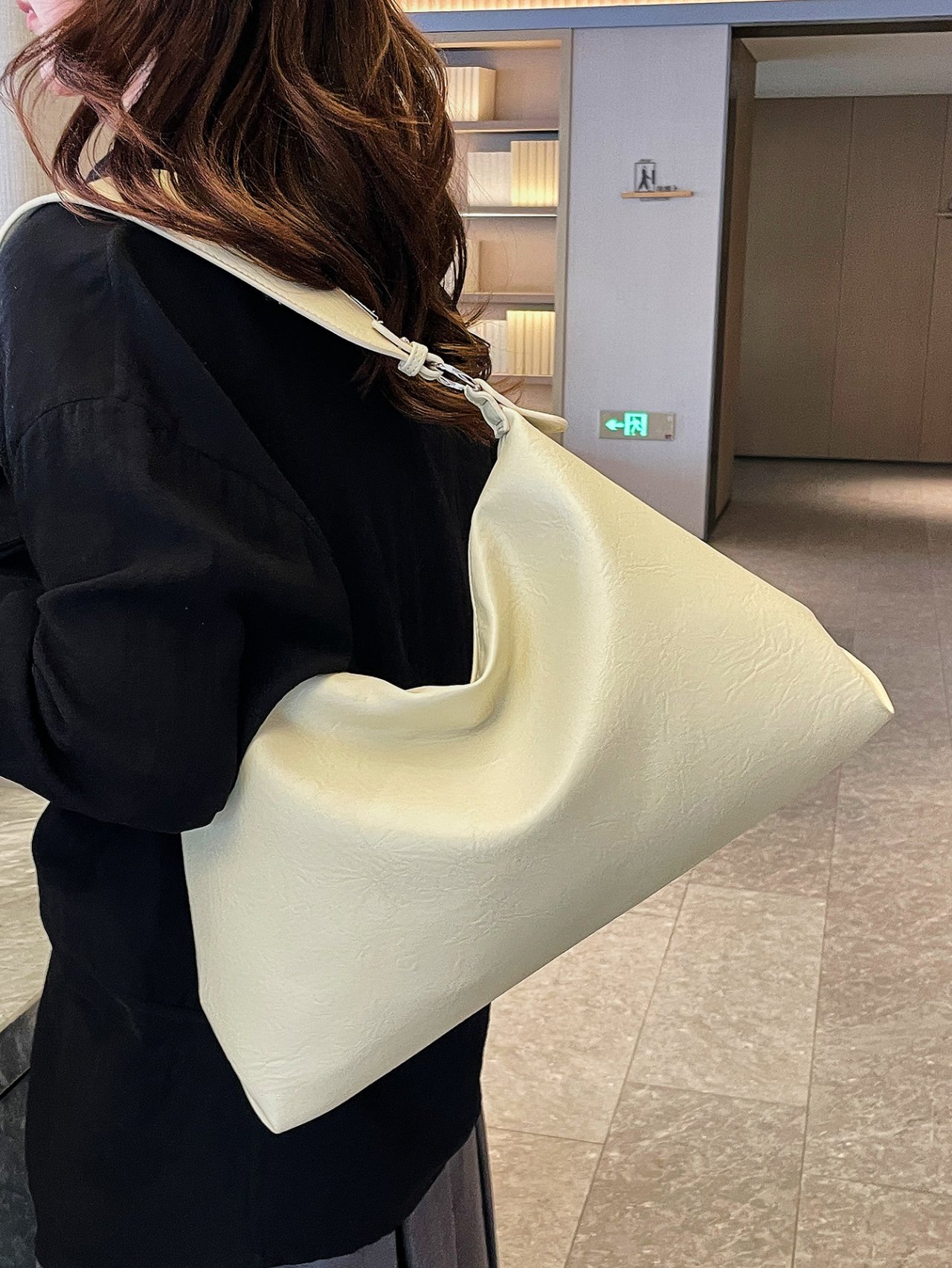 Off-White Solid Shoulder Bag