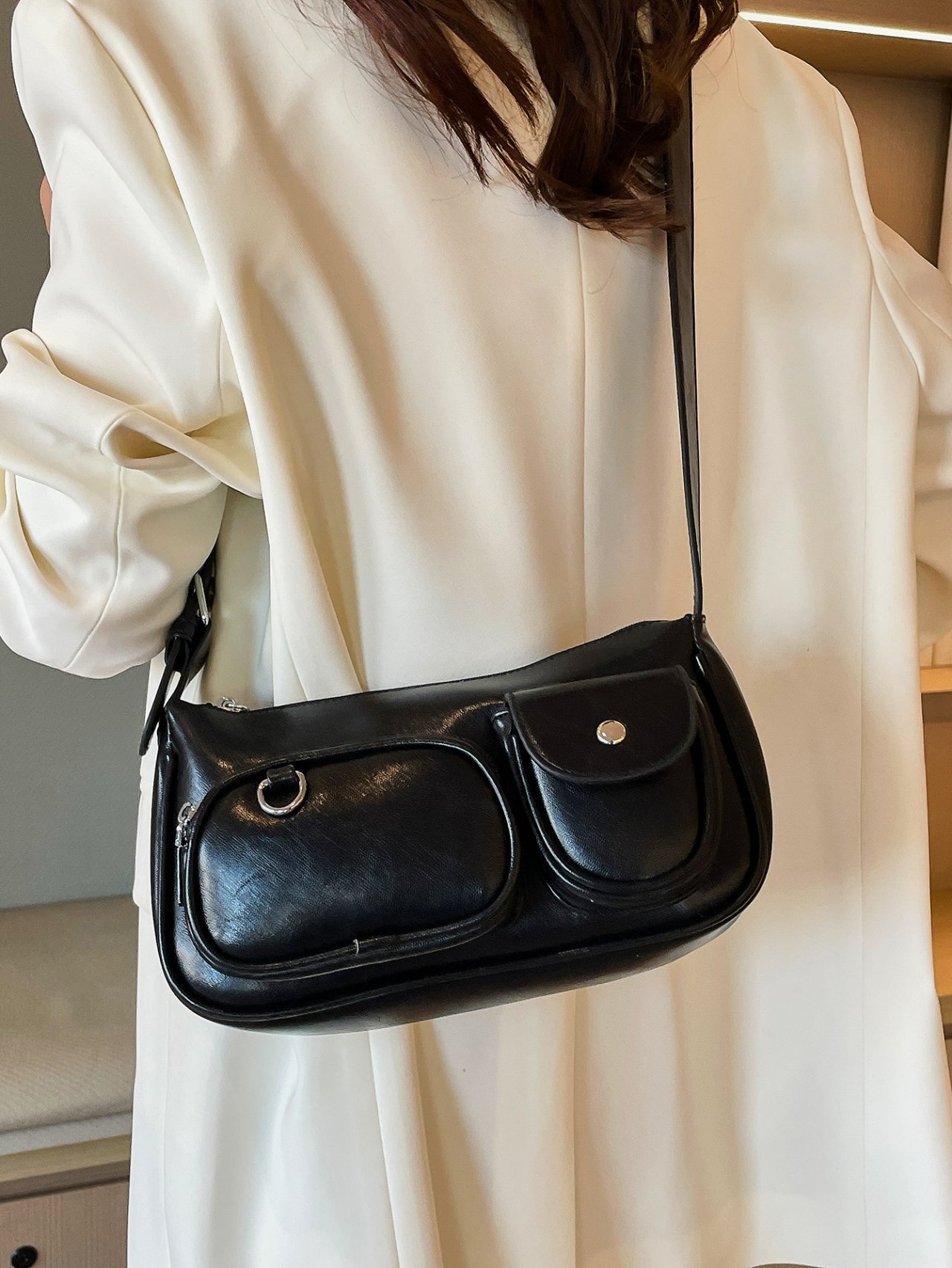 Black Crossbody Bag with Pockets