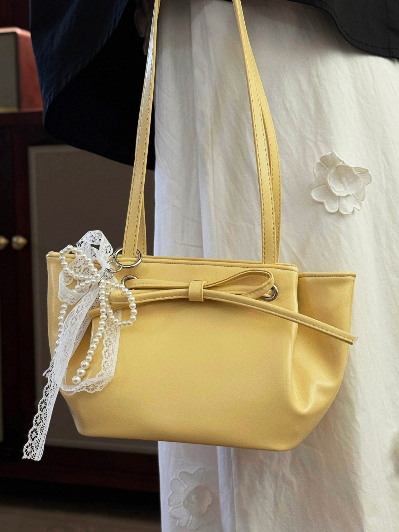 Yellow Shoulder Bag with Pearl and Lace Charm