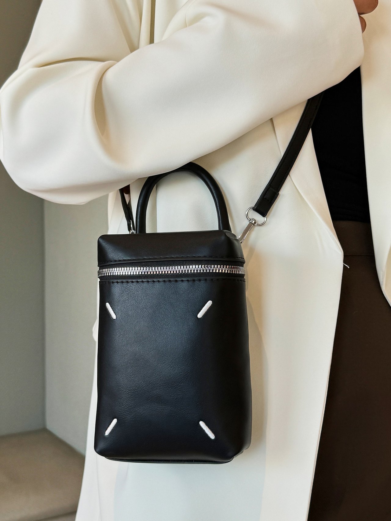 Black Crossbody Bag with Zip Around