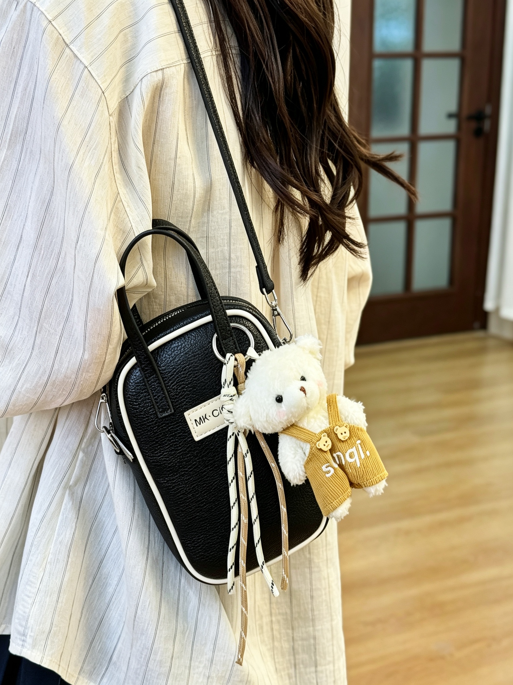 Black Crossbody Bag with Detachable Strap