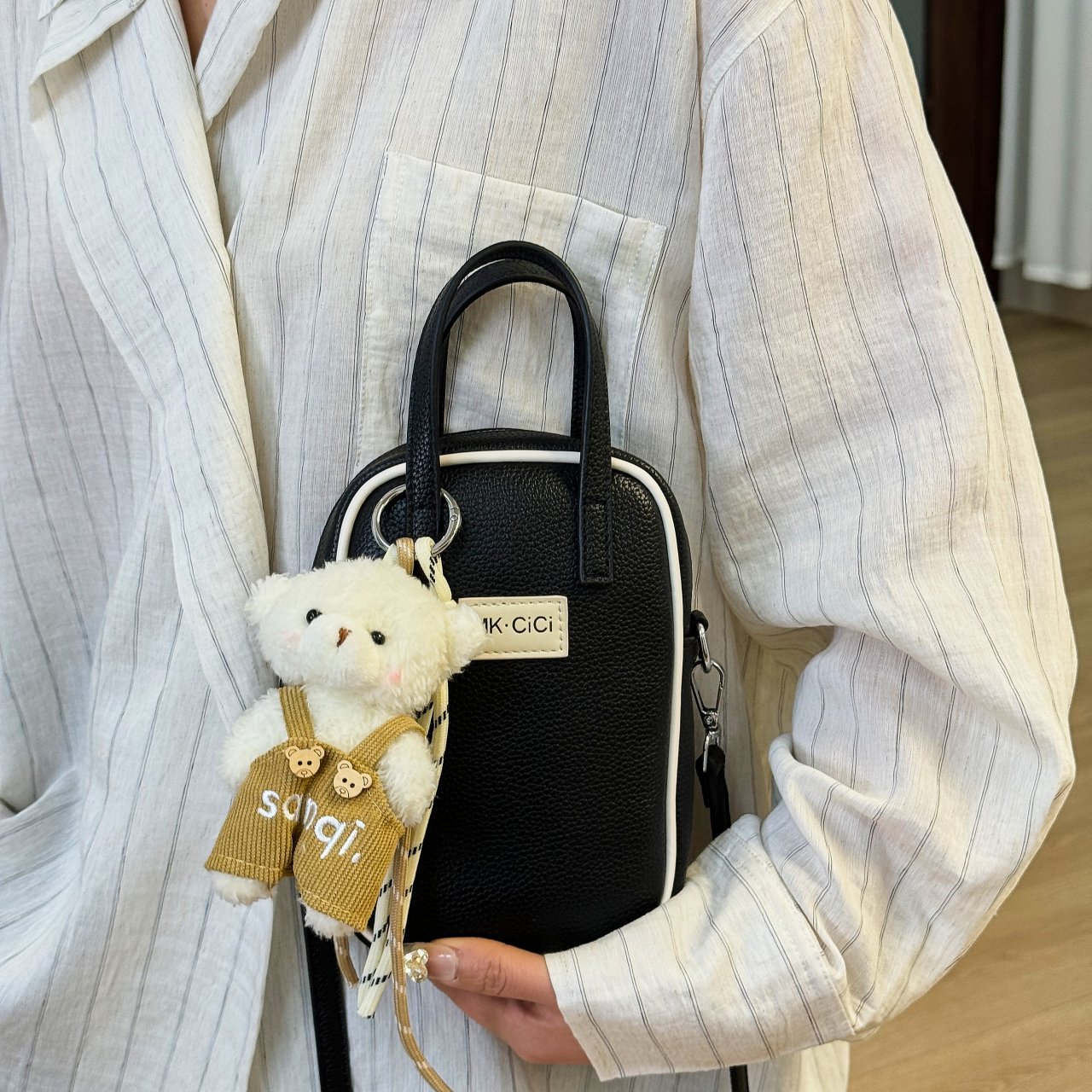 Black Crossbody Bag with Detachable Strap