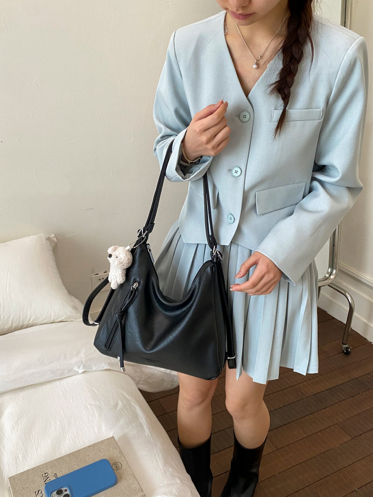 Black Solid Shoulder Bag