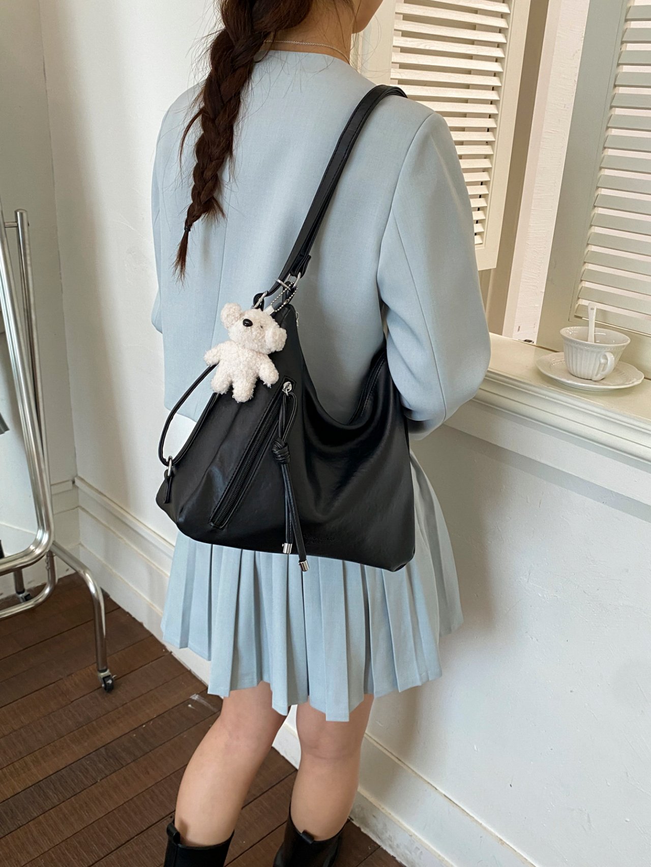 Black Solid Shoulder Bag