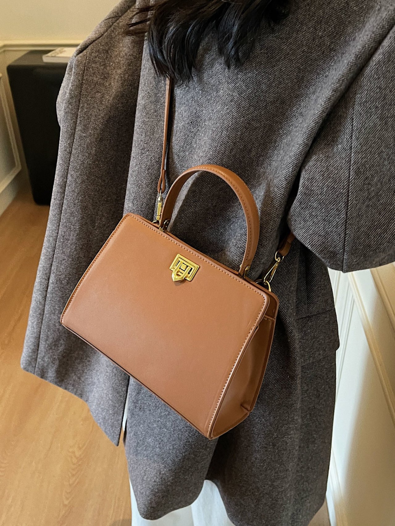  Brown Crossbody Handbag with Strap