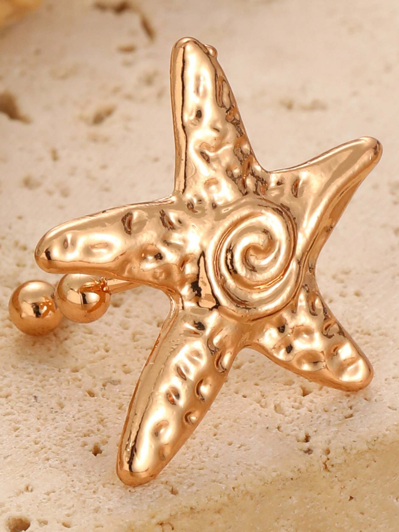 Gold Starfish Ear Cuff 