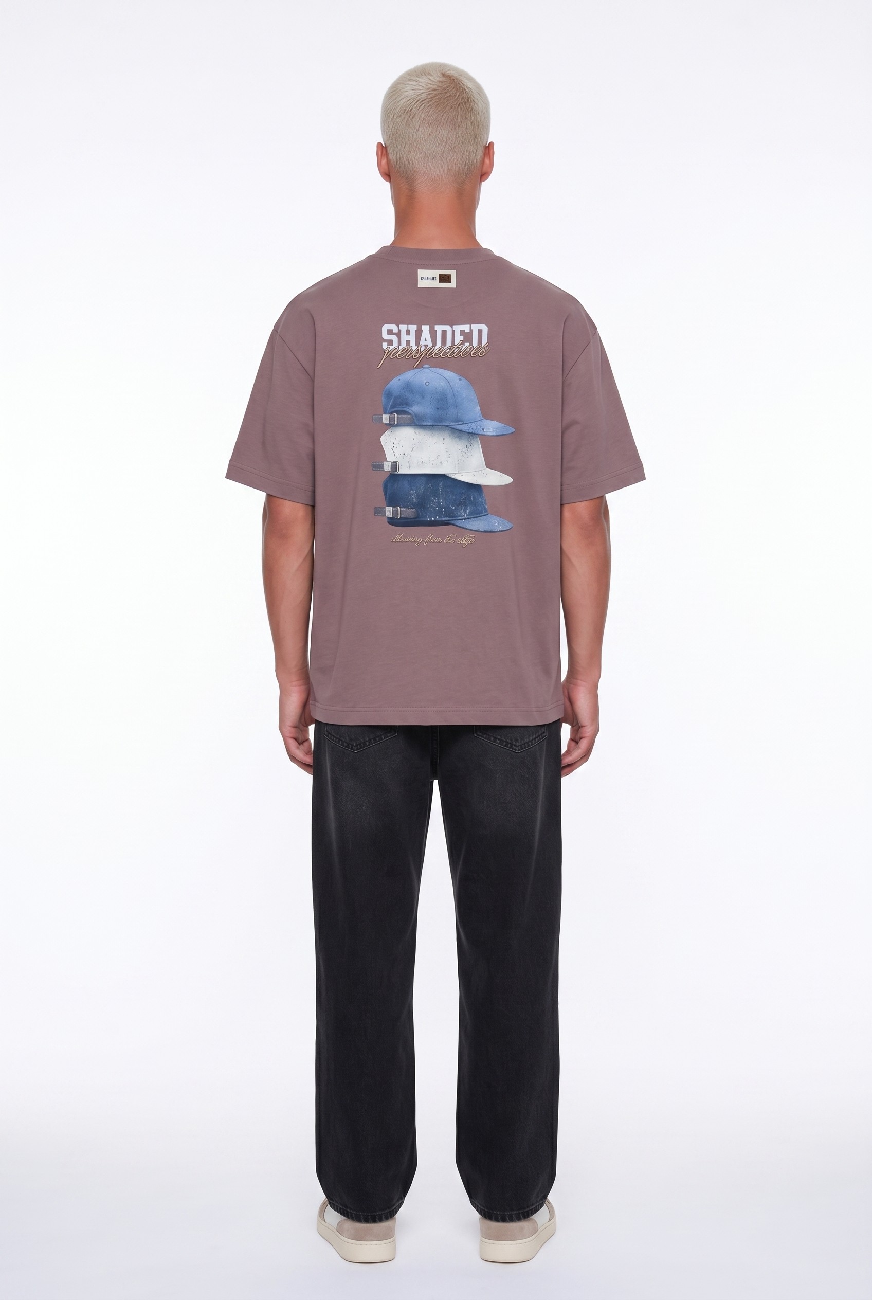 تيشيرت واسع بطبعة بلون بني