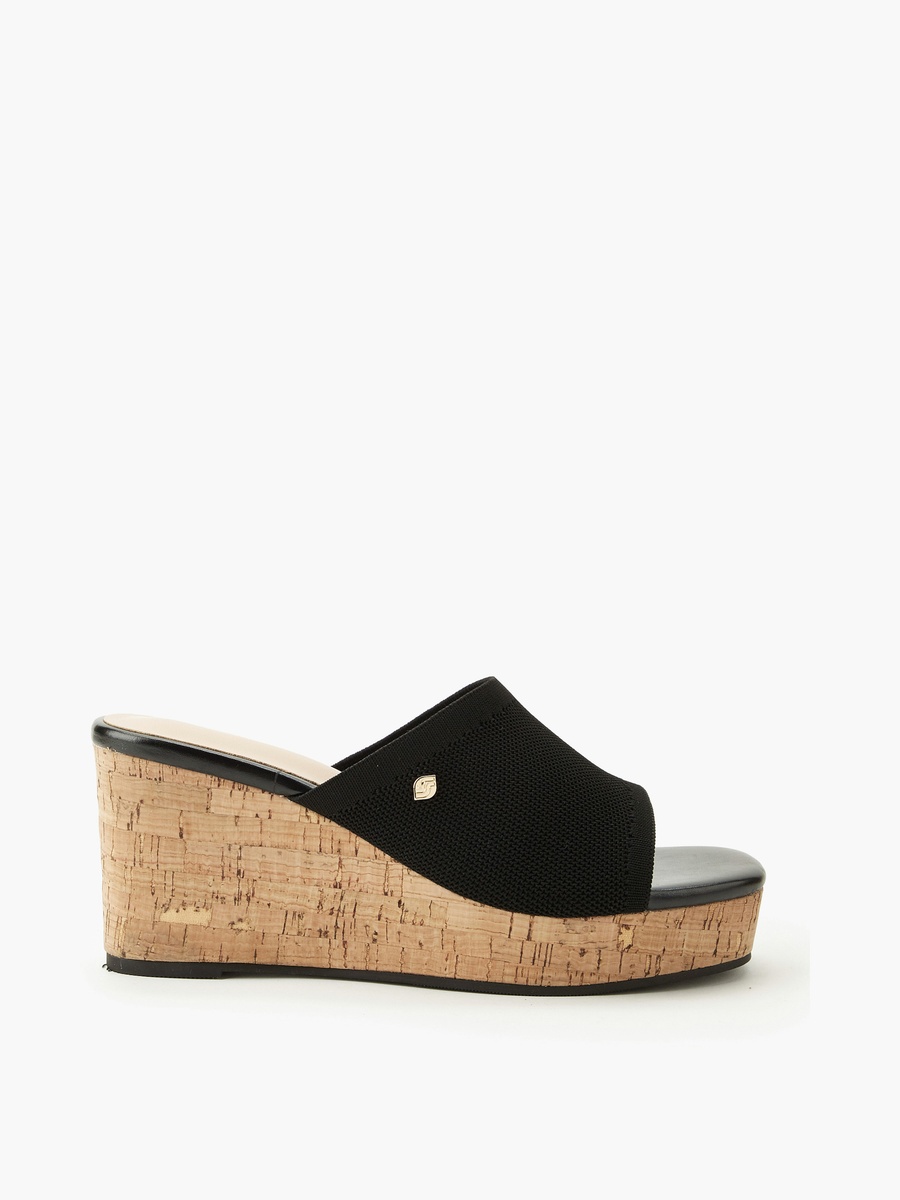 Women Textured Wedge Heel Sandals