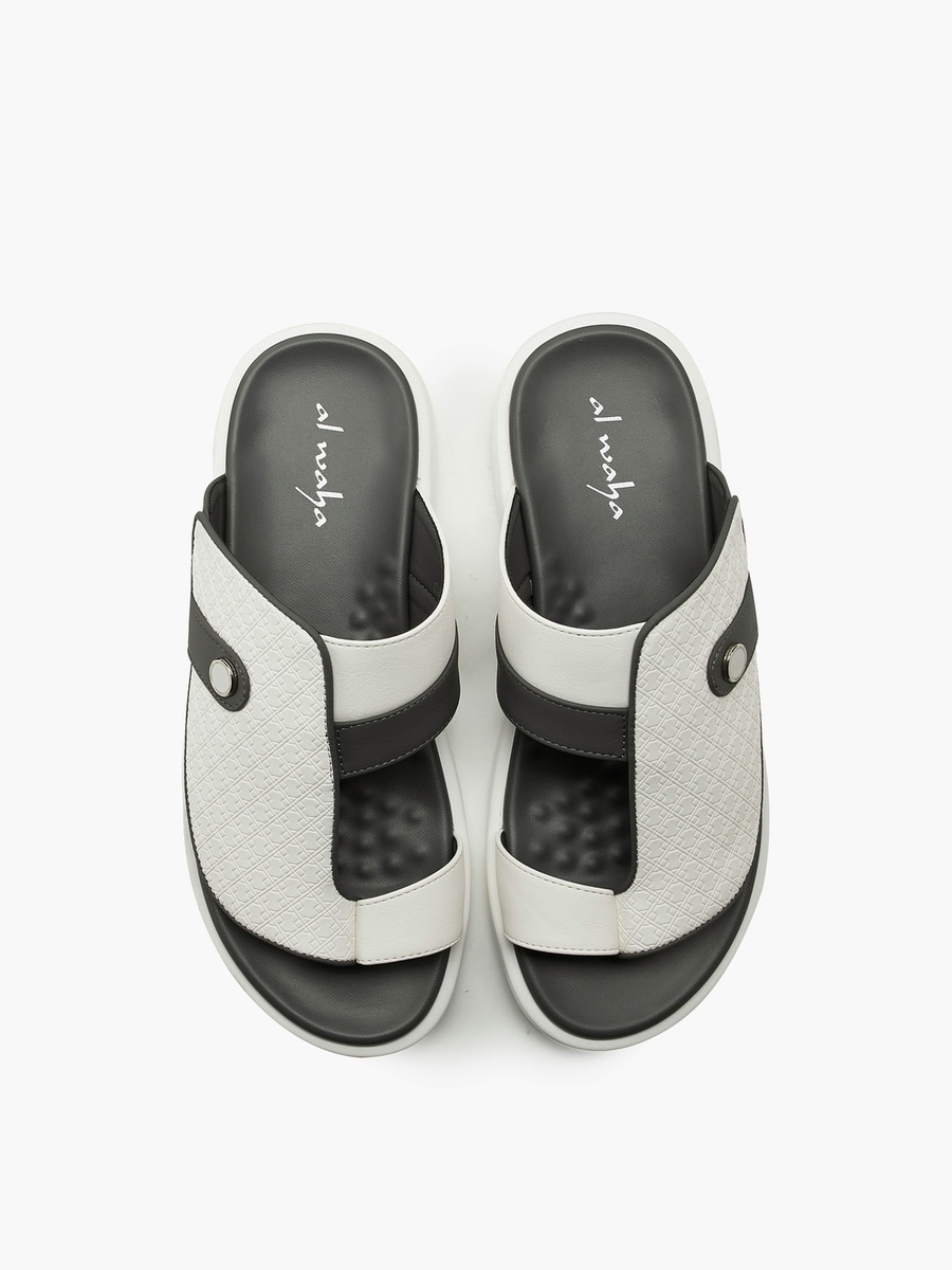 Men Toe Loop Detail Arabic Sandals