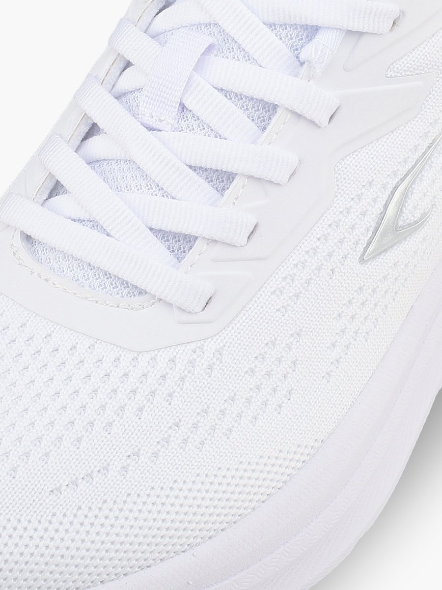 Women Kloude Lace-Up Sports Shoes
