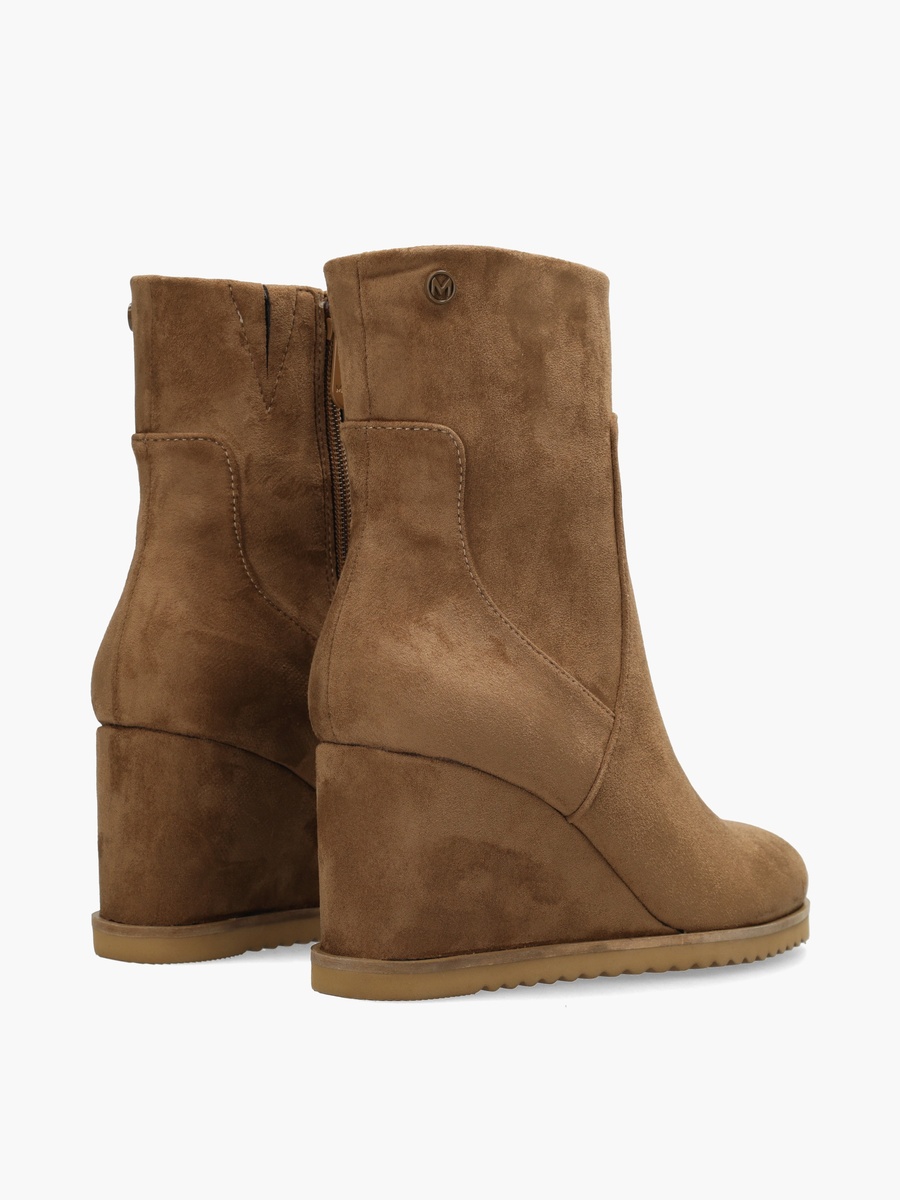 Women Arwyn Textured Wedge Heel Ankle Boots