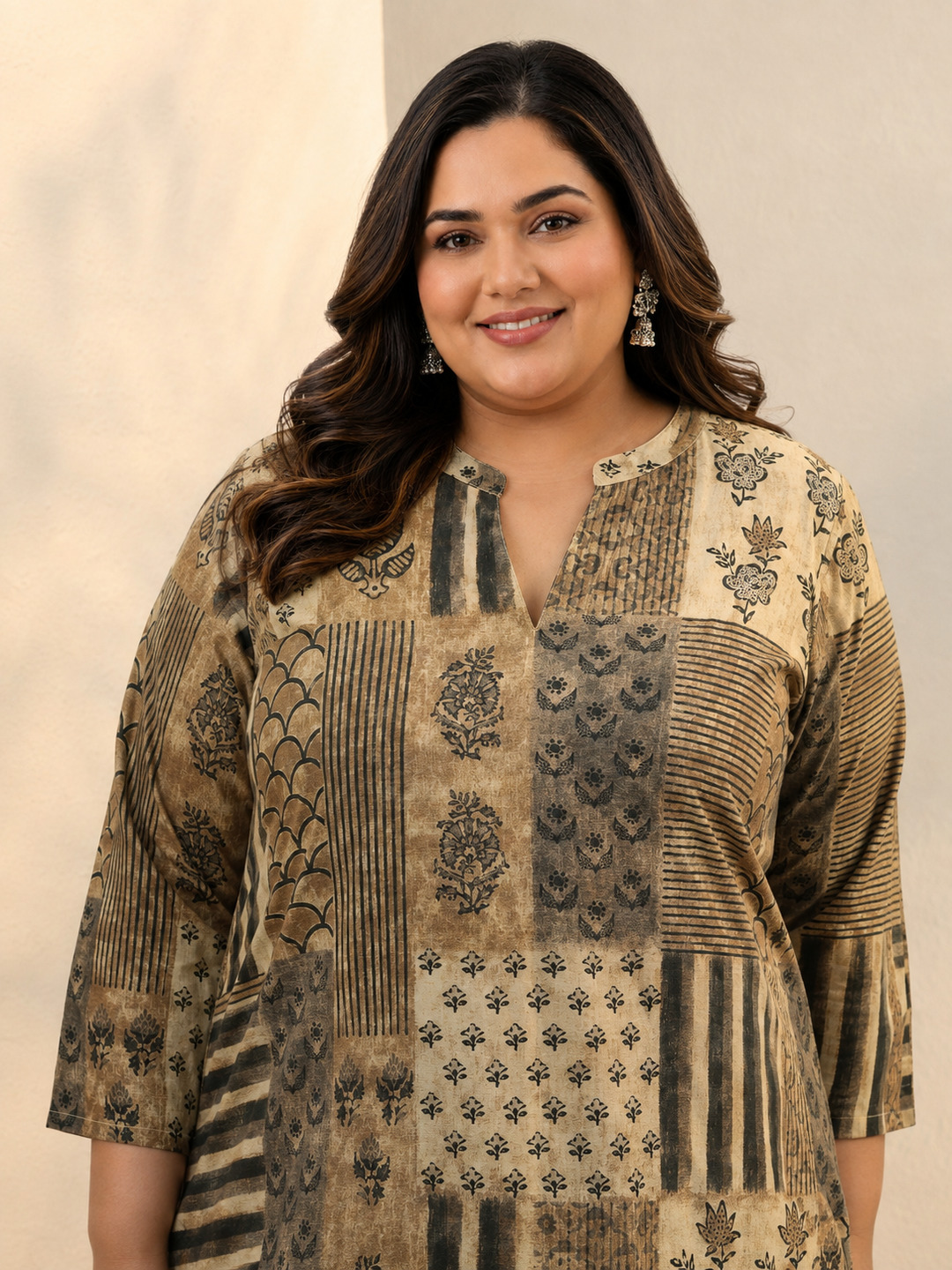 Beige Silk Blend Printed Straight Kurti