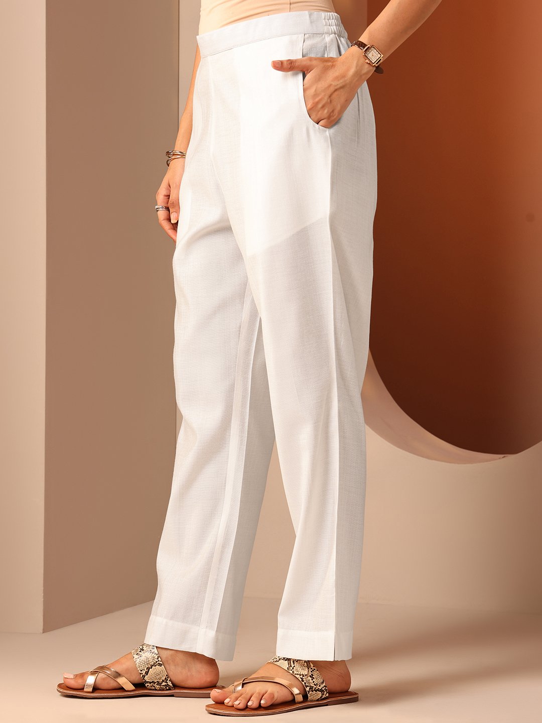 White Solid Pocket Details Silk Blend Trousers