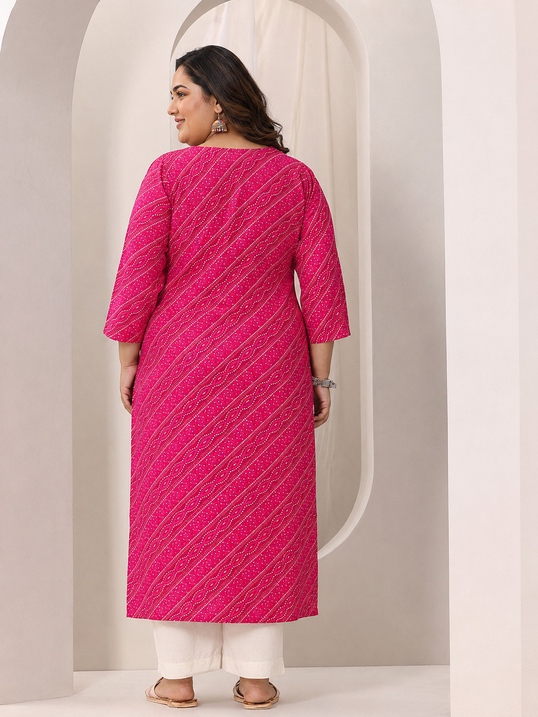 Pink Printed Silk Blend V-Neck Kurta