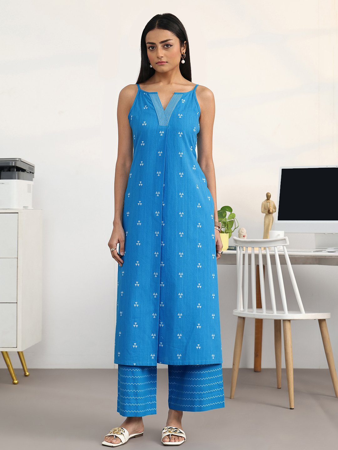 Blue Sleeveless A-Line Kurta and Wide-Leg Palazzo Set