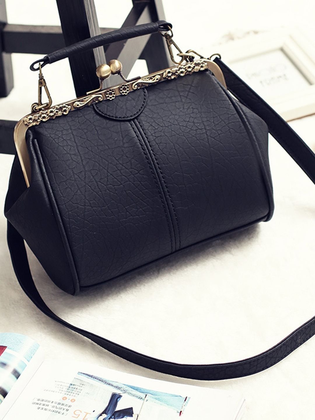 Vintage Clasp Black Handbag with Shoulder Strap