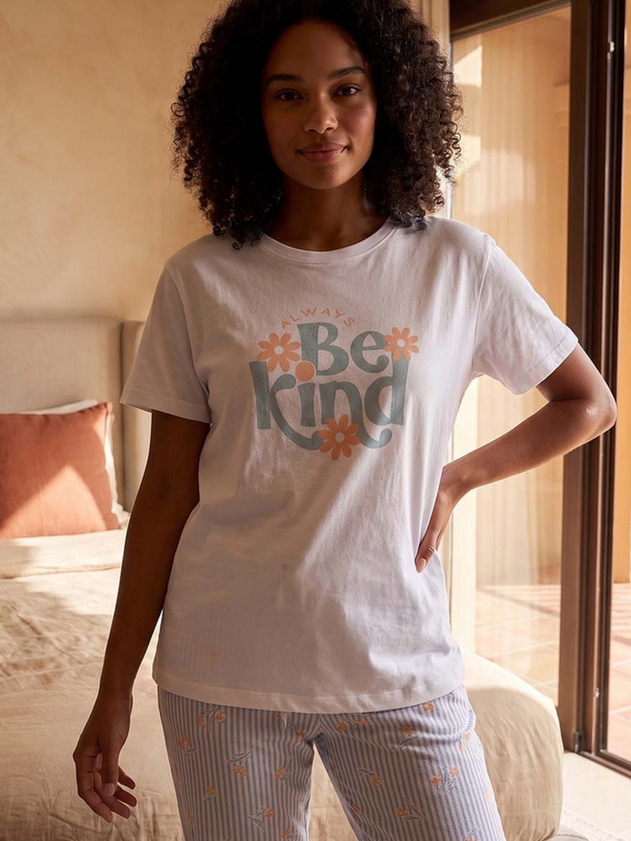 Pyjama Set Slogan Print T-Shirt and Trousers