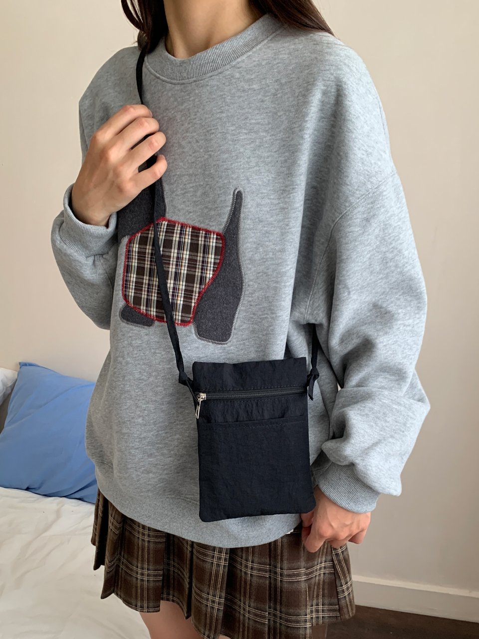 Black Solid Sling Bag