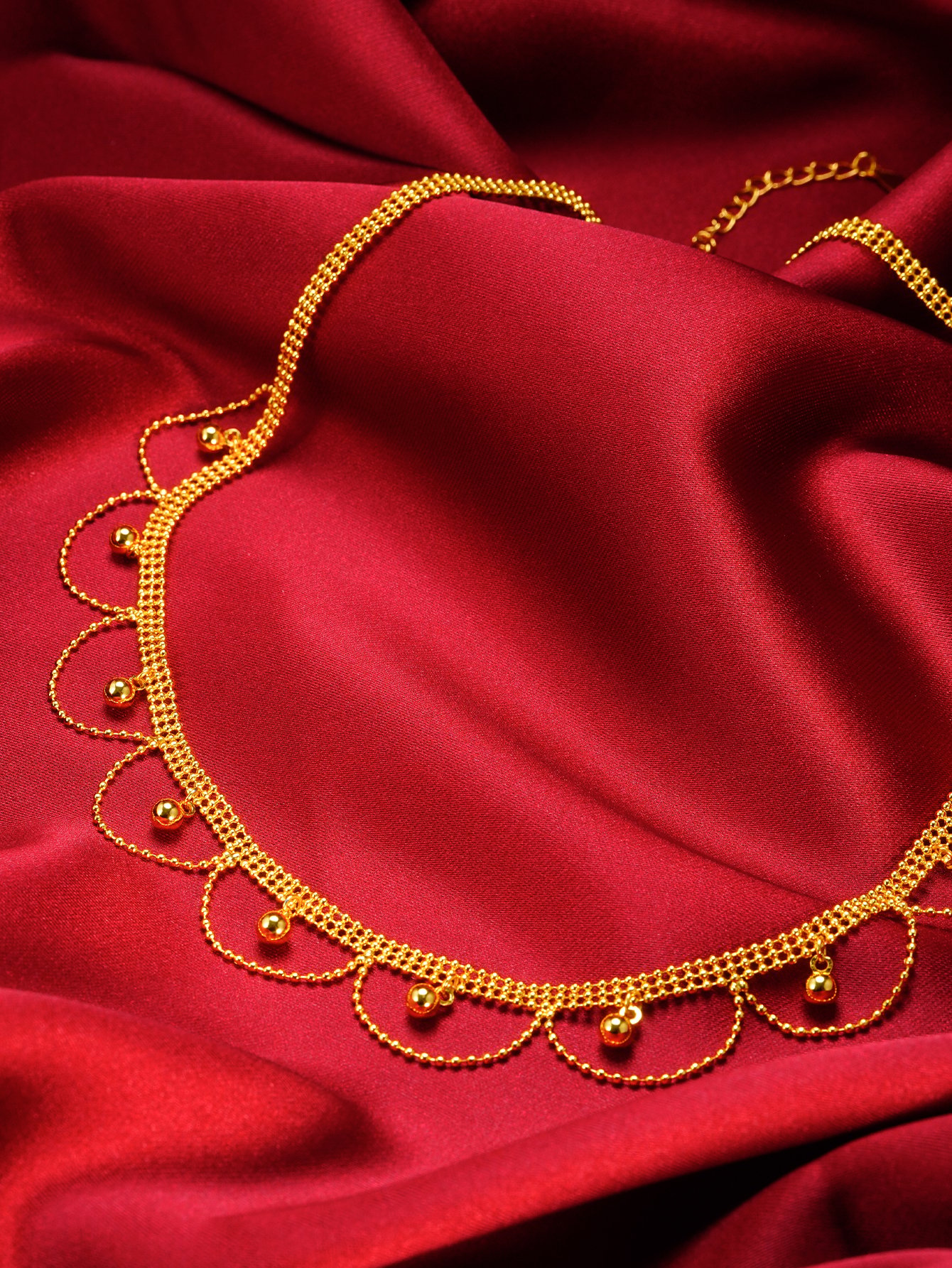 Gold Choker Necklace