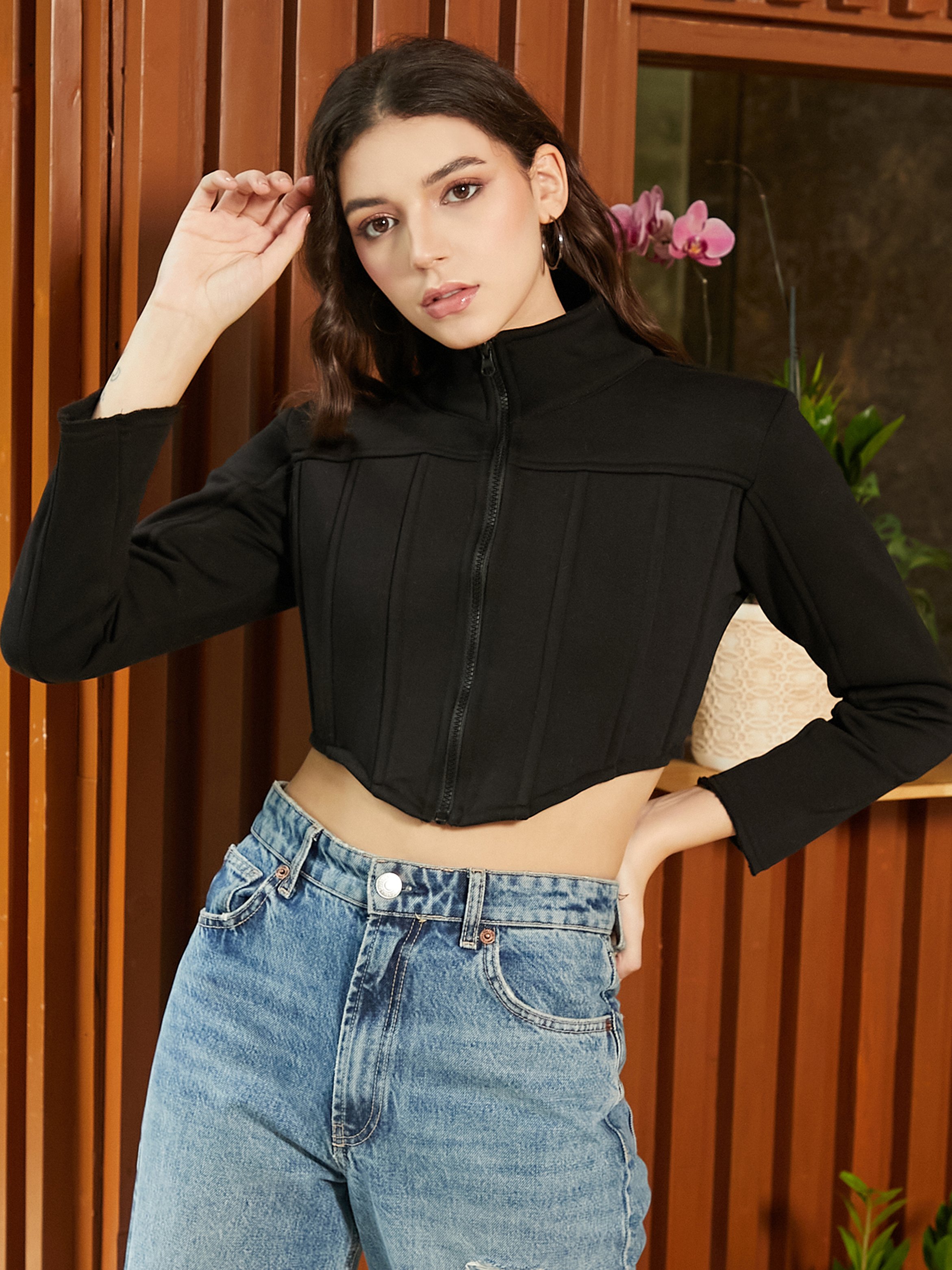 Black Cropped Zip-Up Sweatshirt