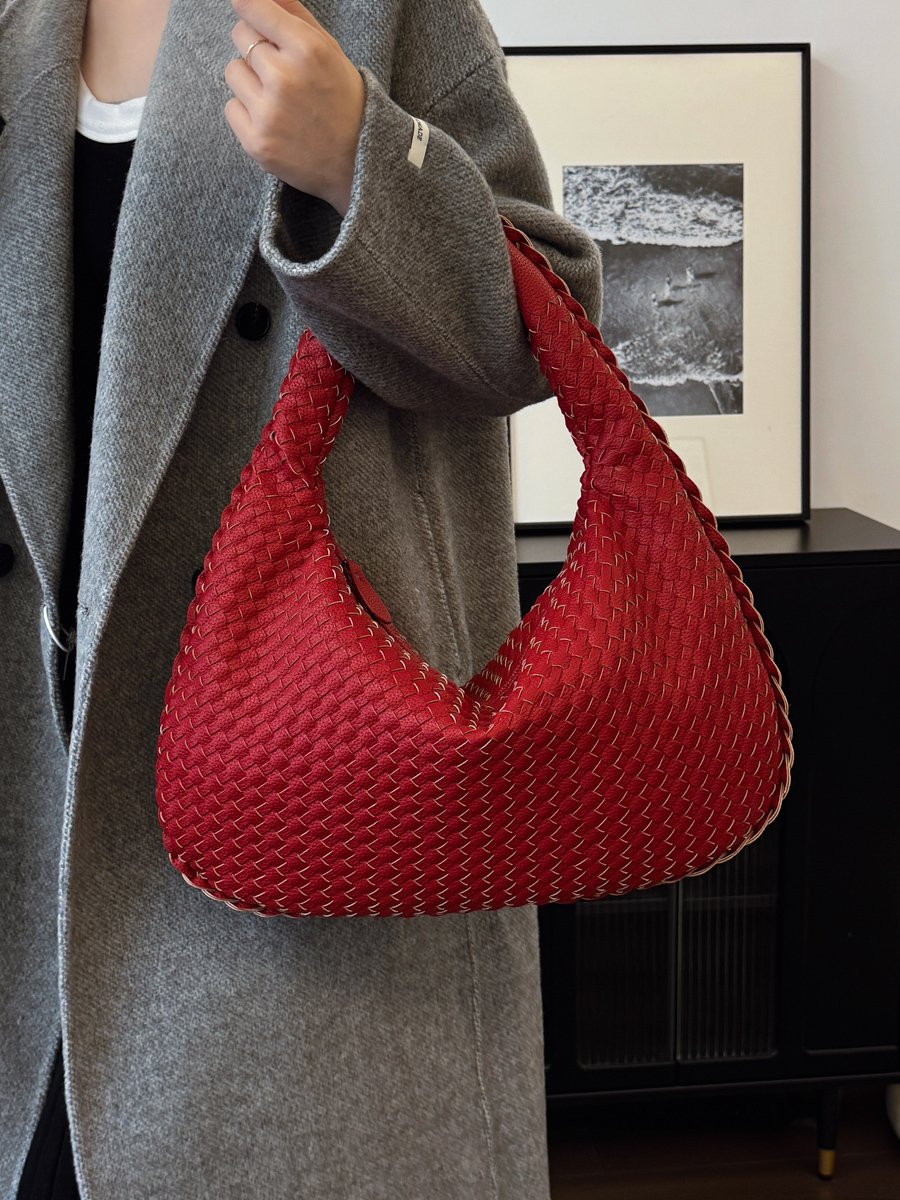 Red Woven Shoulder Bag 